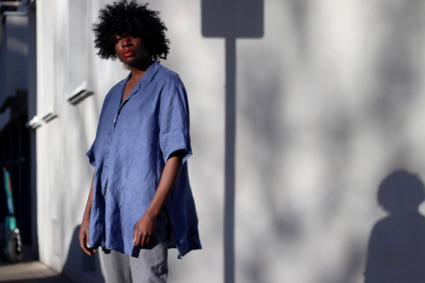 90s Linen Blouse| Vintage Einhorn Blue Oversized Women's Blouse| Minimalist Lightweight Summer Short-Sleeved Shirt