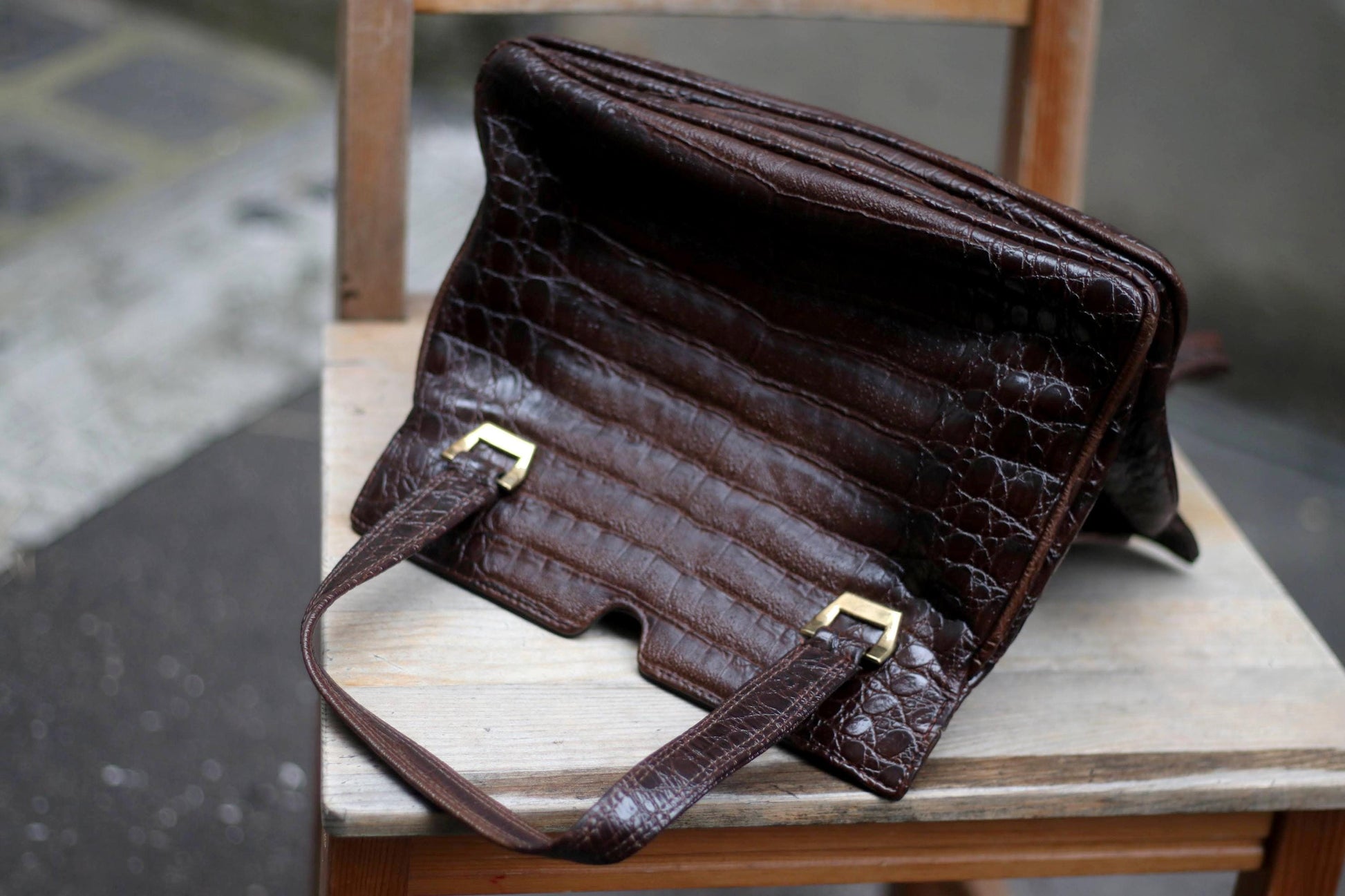 Vintage Brown Croc-Embossed Leather Bag | Retro Structured Handbag | Parisian Chic | Work Tote |Classic Aesthetic | Timeless Statement