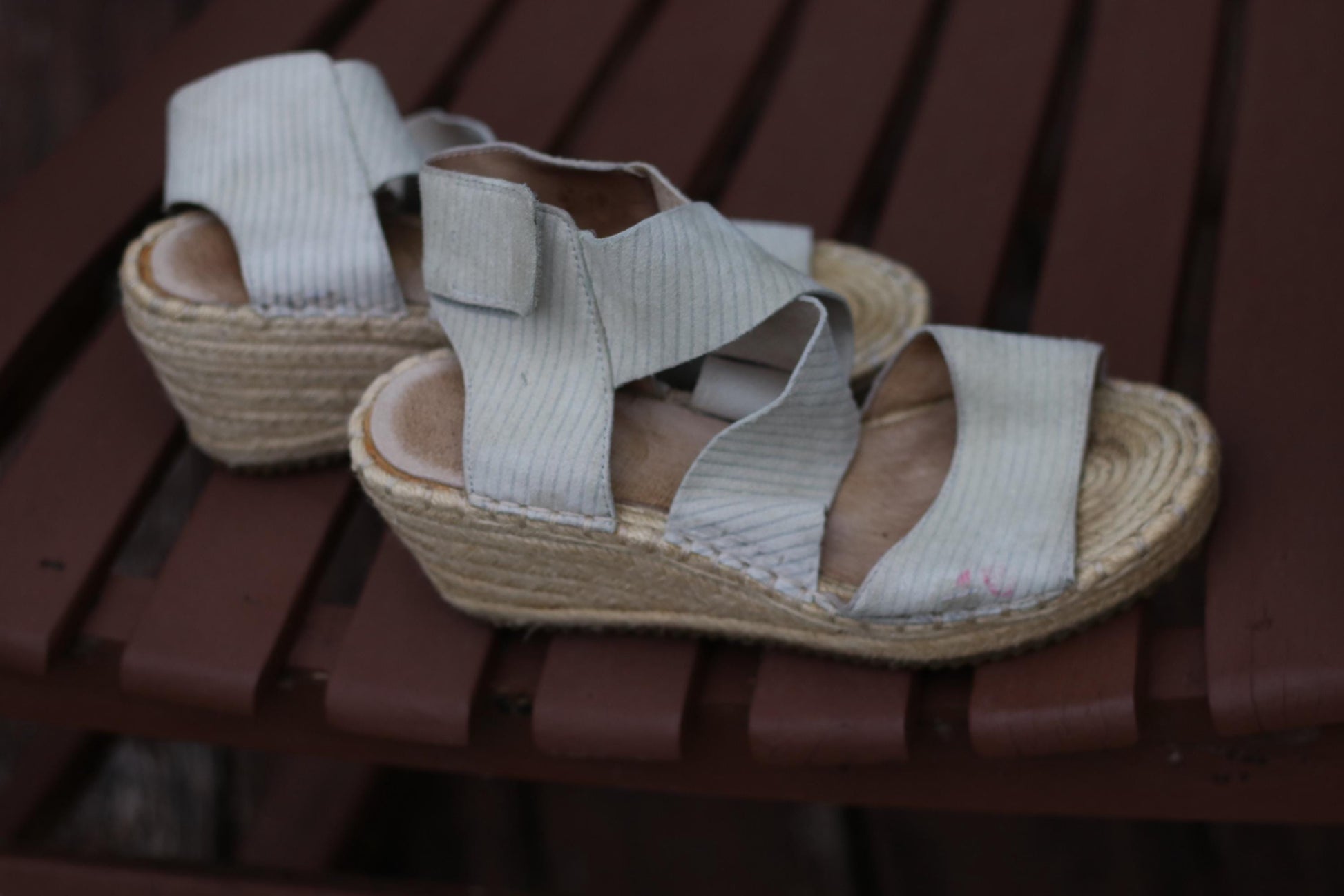 90s Eileen Fisher Wedges | Vintage Women's Cream Espadrille | Peep Toe Summer Shoes |
