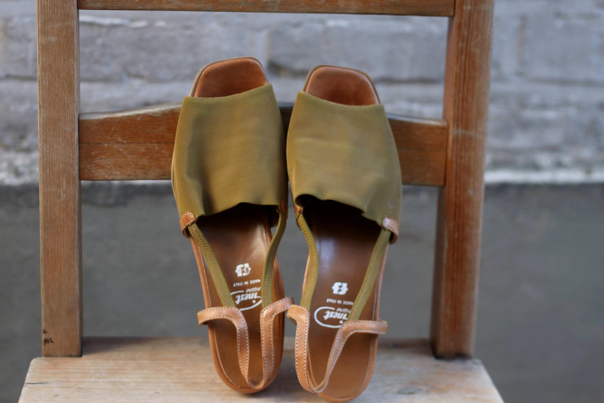 Vintage Summer Sandals | 90s Olive Green Open-Toe Shoes | Women's Tan Canvas & Leather Slingback | Boho Sandals | Earthy Minimalist Footwear