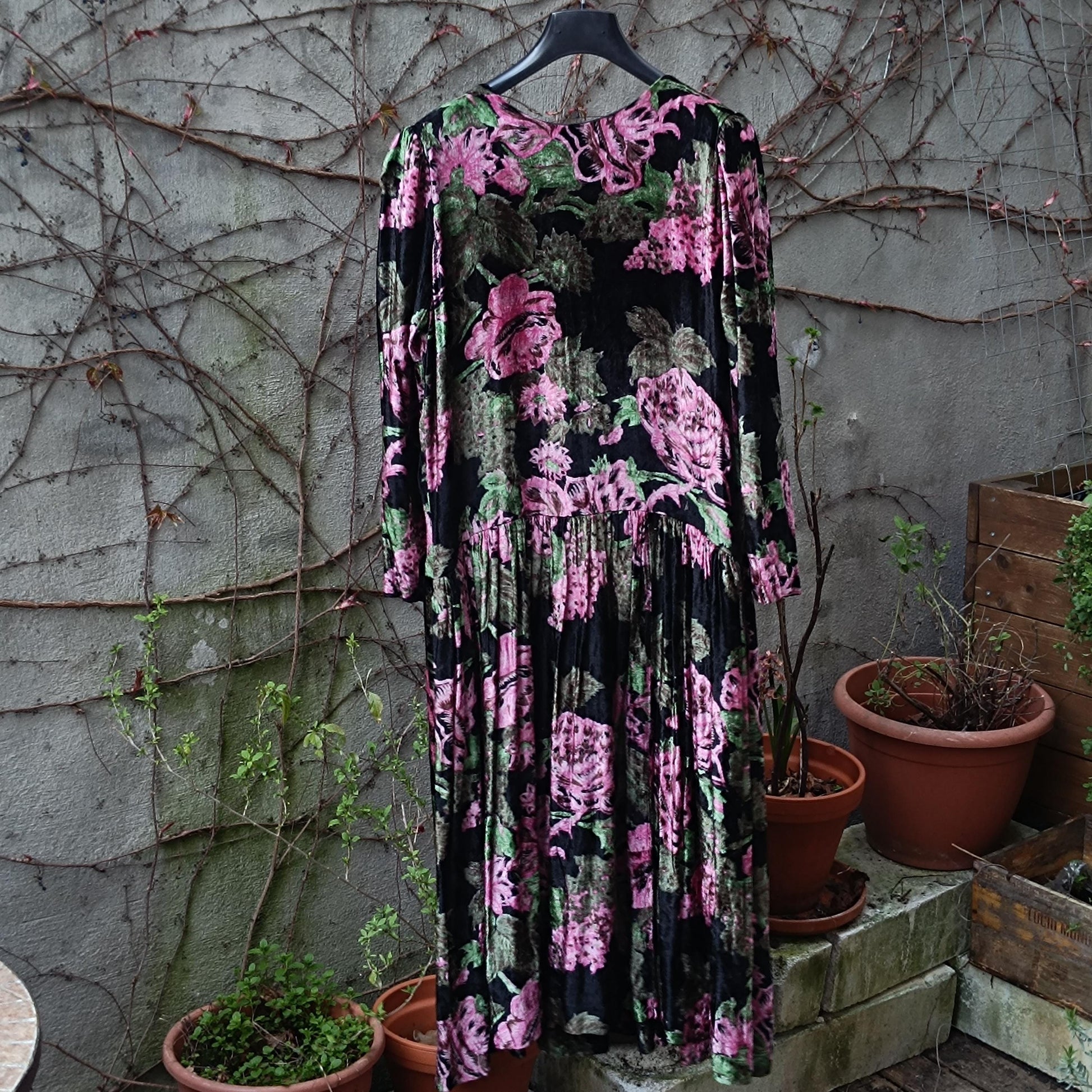 Vintage Floral Midi Dress | 90s Velvet-like Pleated Dress | Women's Romantic Gothic-Inspired Evening Dress