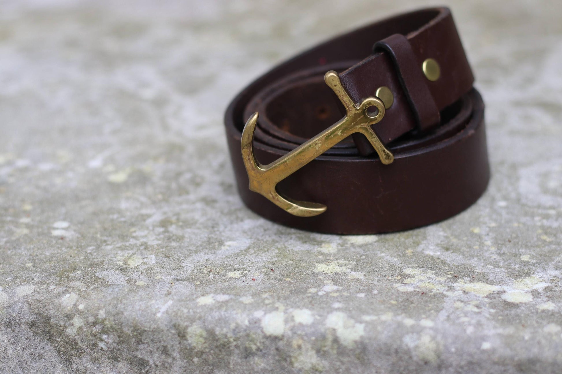 Vintage Anchor Belt | 90s Unisex Belt |Women's Brown Aged Brass Buckle Nautical Style Accessory