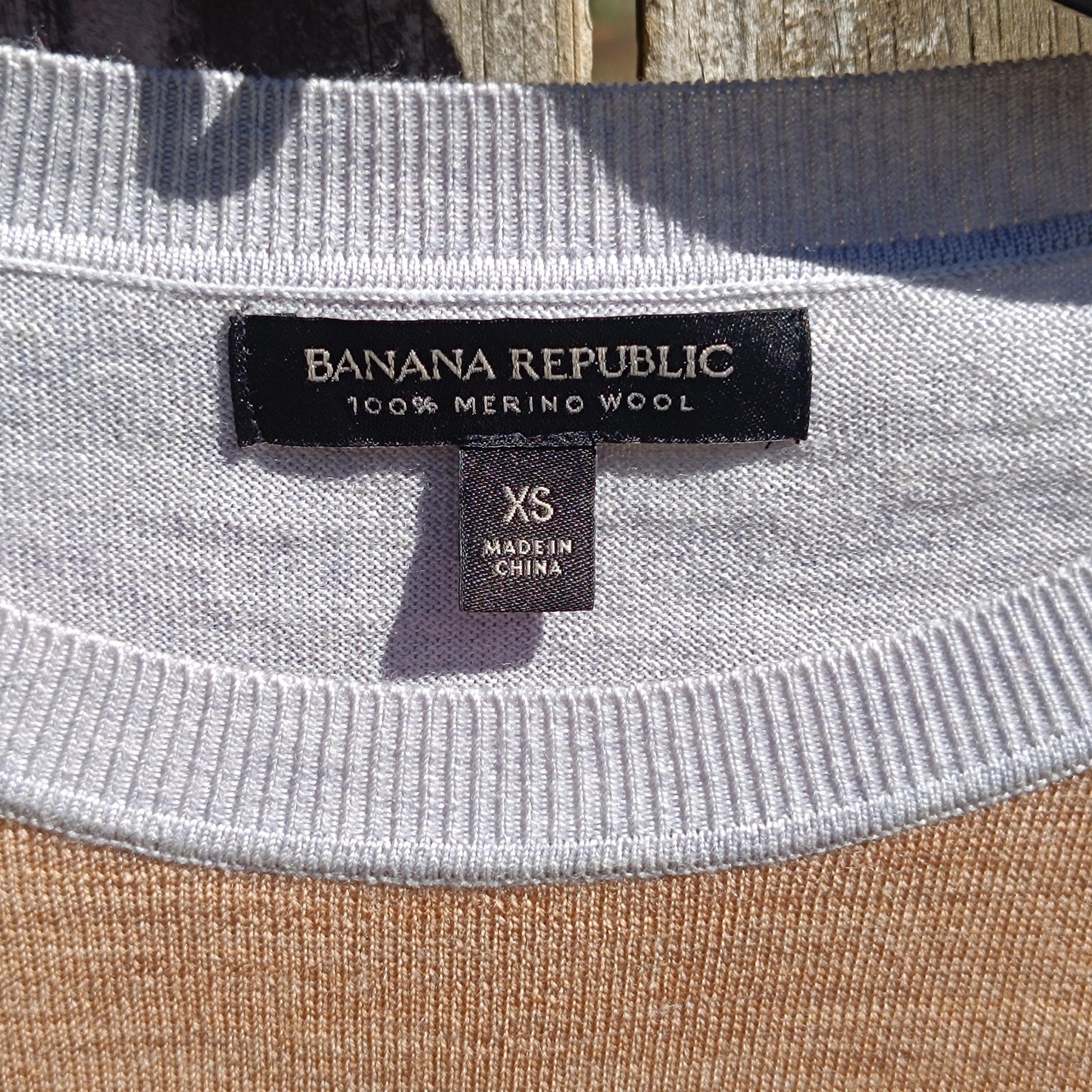 Y2K Merino Wool Sweater | Vintage Banana Republic Knit | Women's Colorblock Crewneck Pullover | Beige Gray Soft Wool Minimalist Top