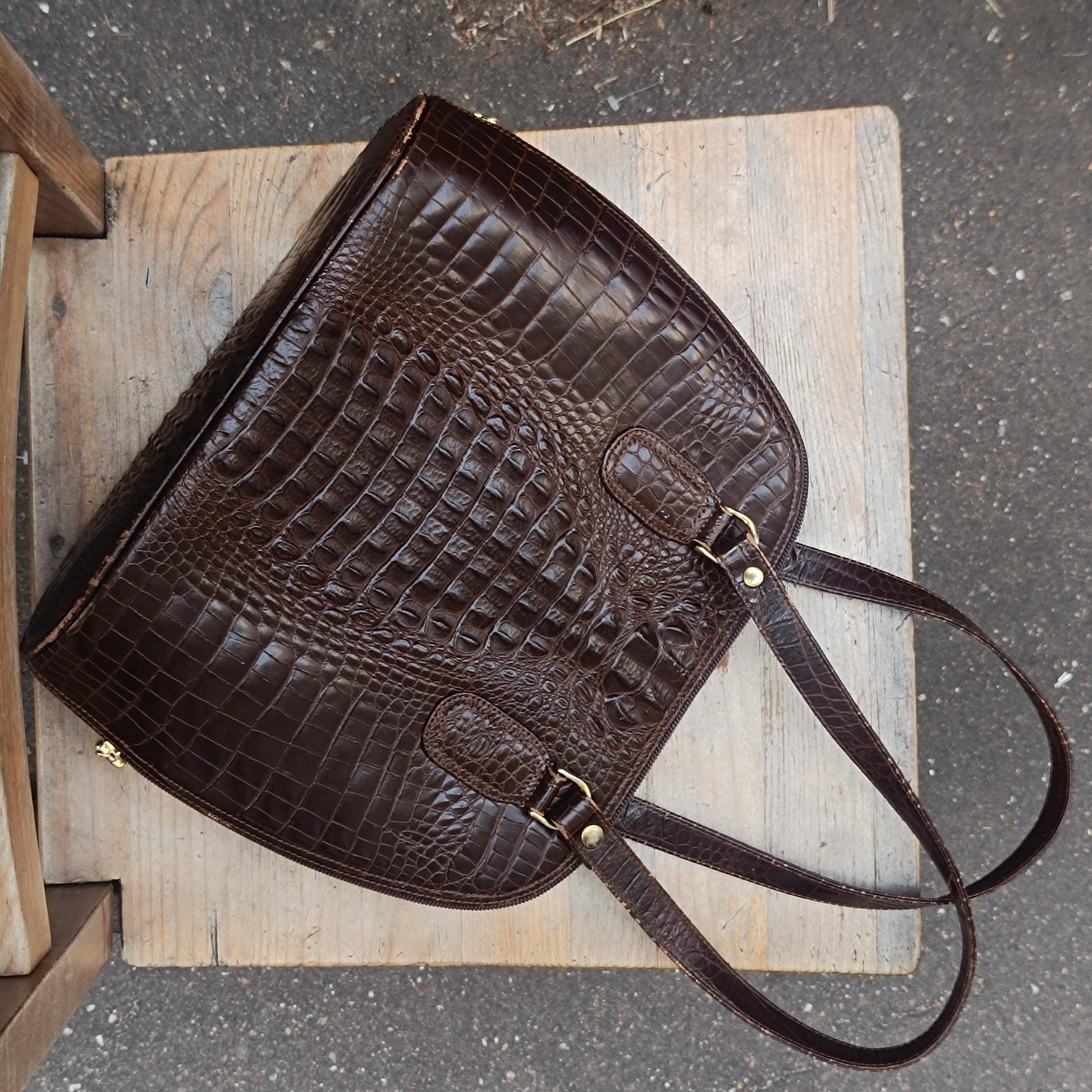 Vintage Embossed Leather Shoulder Bag | 70s Dark Brown Handbag | Minimalist Timeless Women's Tote|