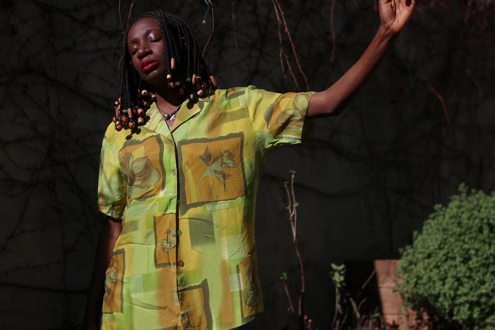 90s Floral Viscose Blouse: Vintage Green Summer Shirt