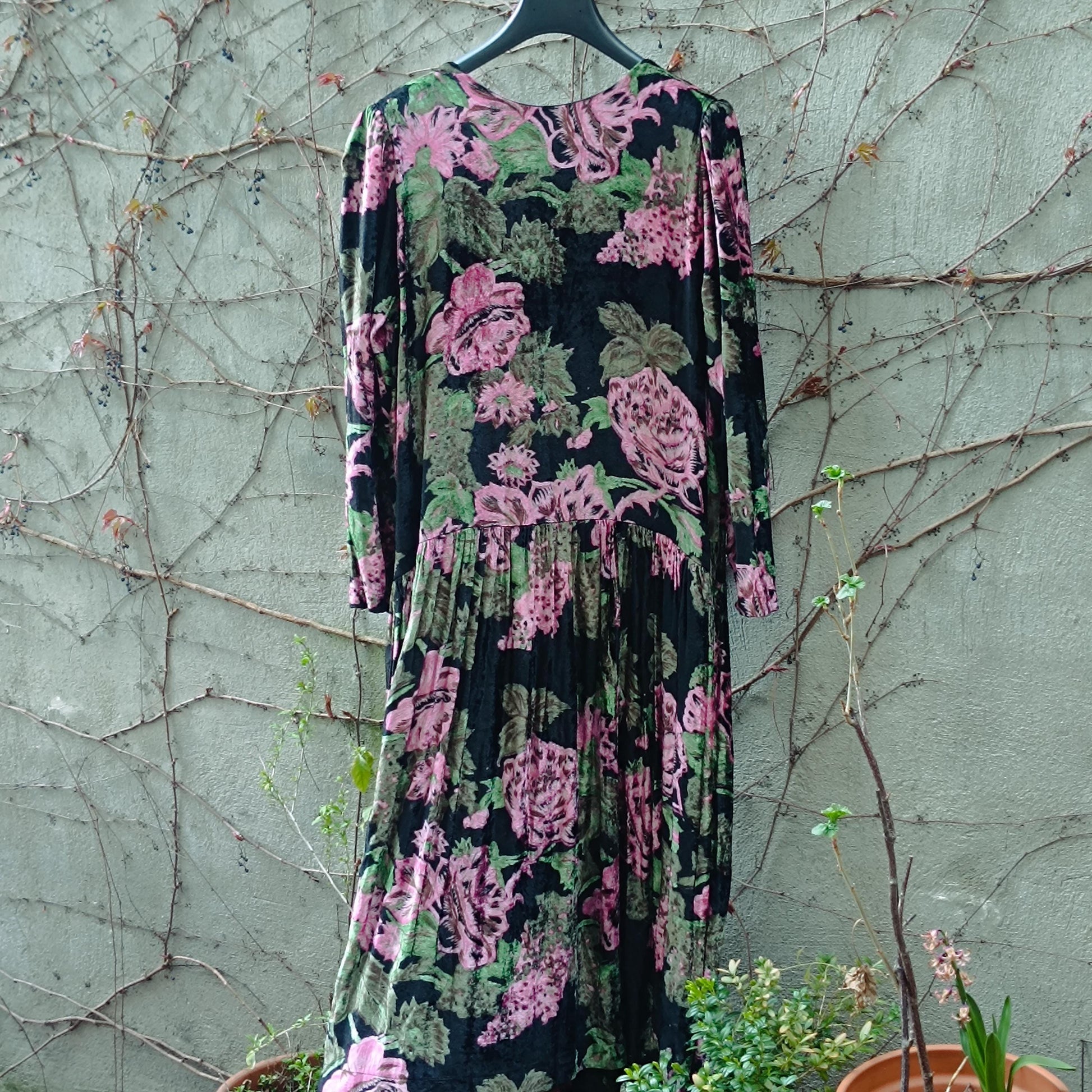 Vintage Floral Midi Dress | 90s Velvet-like Pleated Dress | Women's Romantic Gothic-Inspired Evening Dress