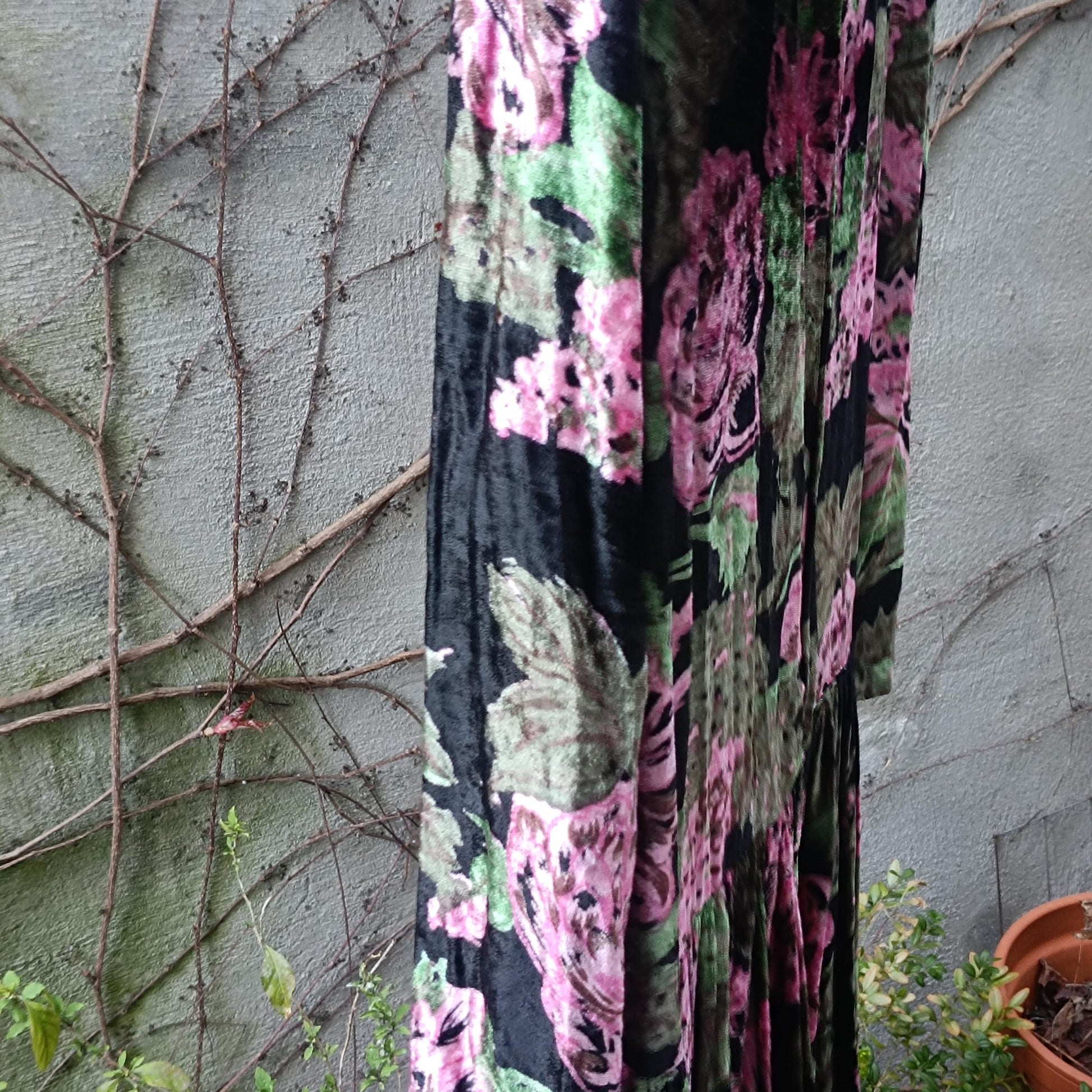 Vintage Floral Midi Dress | 90s Velvet-like Pleated Dress | Women's Romantic Gothic-Inspired Evening Dress