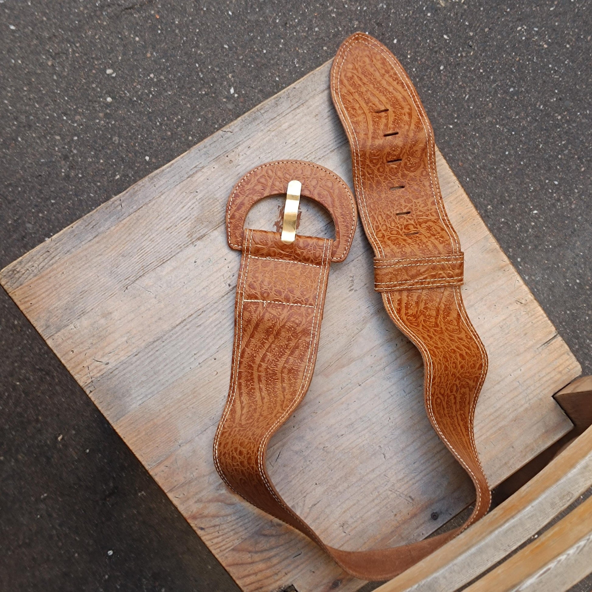 90s Oversized Leather Belt| Vintage Brown Minimalist Women's Belt with Exotic Finish