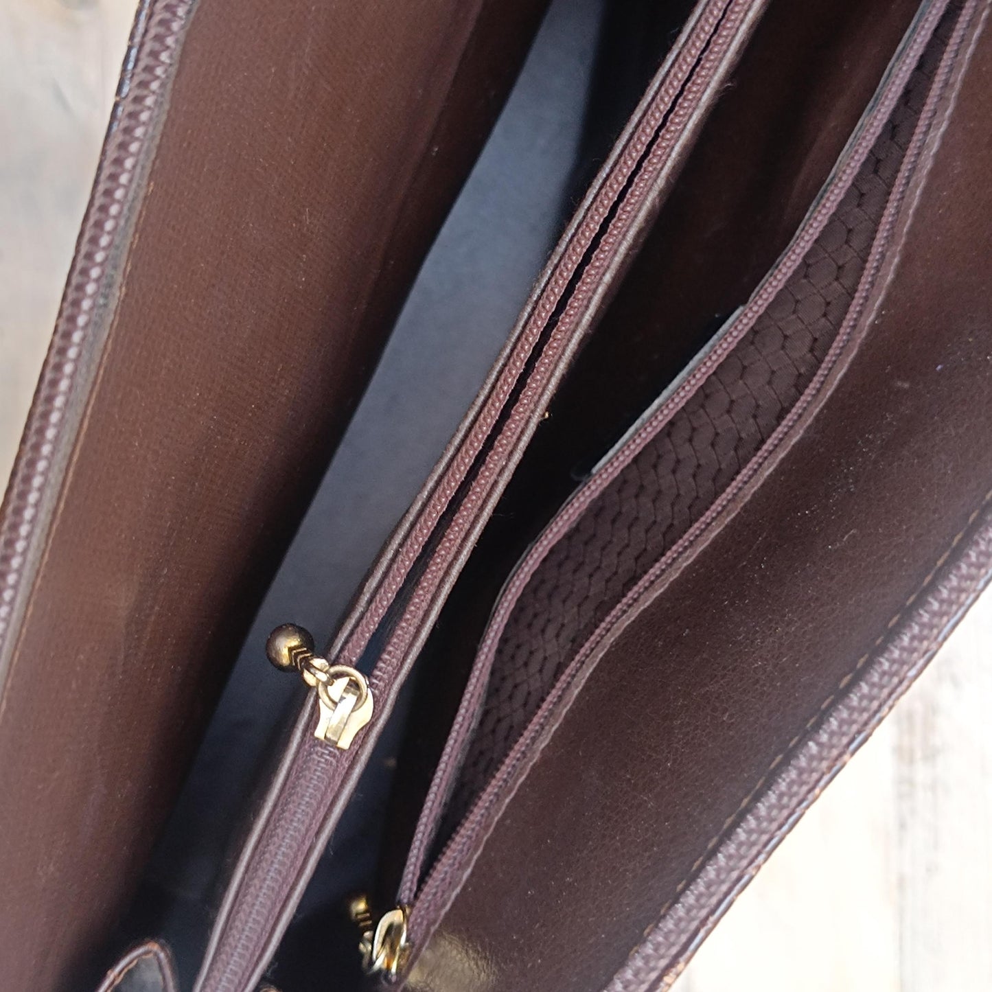 Vintage Embossed Leather Shoulder Bag | 70s Dark Brown Handbag | Minimalist Timeless Women's Tote|