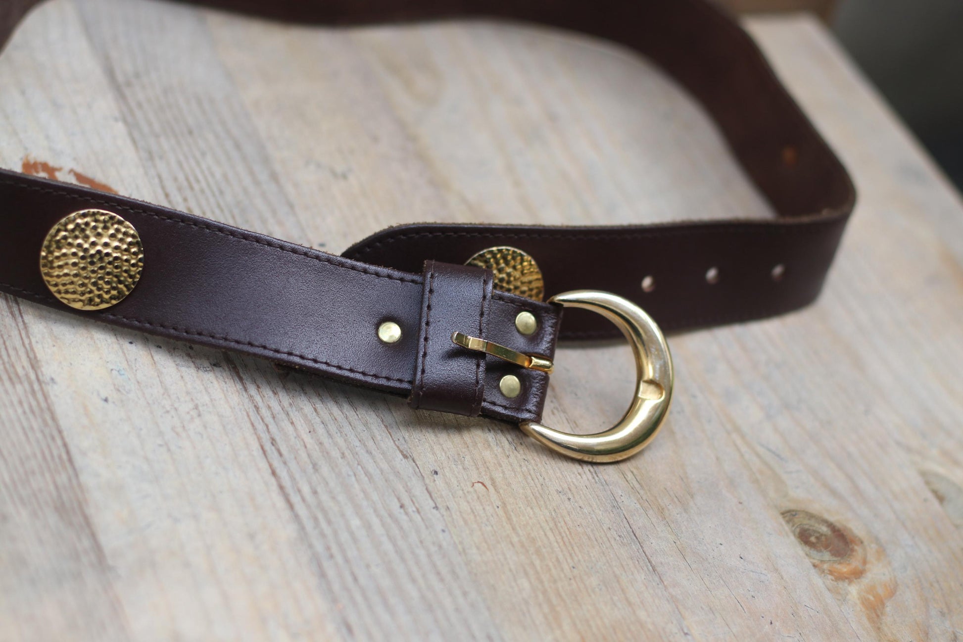 Vintage Western Leather Belt | Wide Brown Cowgirl Belt with Hammered Brass Accents & Gold Buckle | Retro Rodeo Statement Belt