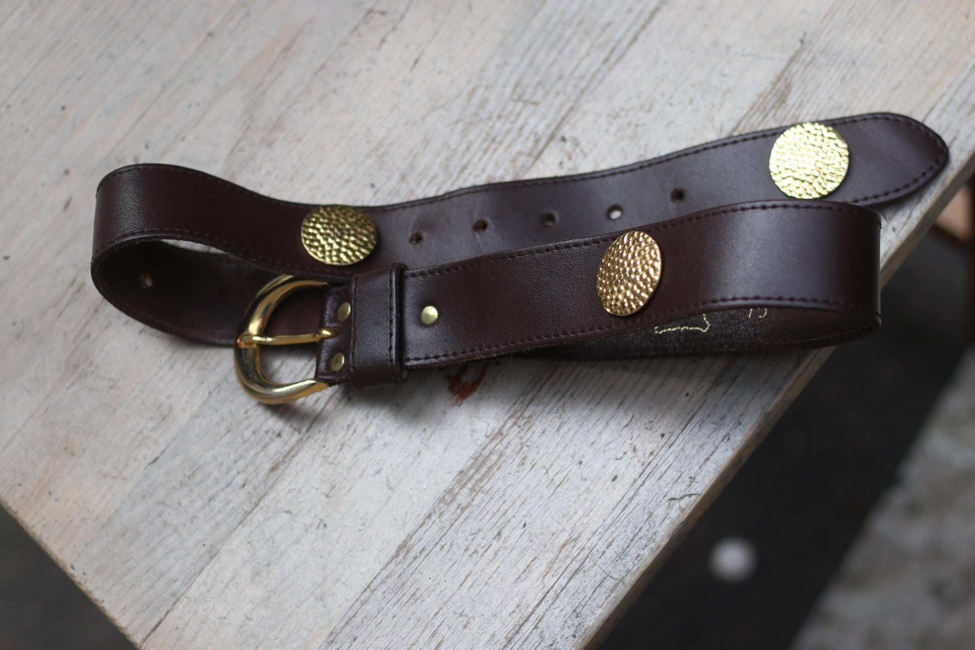 Vintage Western Leather Belt | Wide Brown Cowgirl Belt with Hammered Brass Accents & Gold Buckle | Retro Rodeo Statement Belt