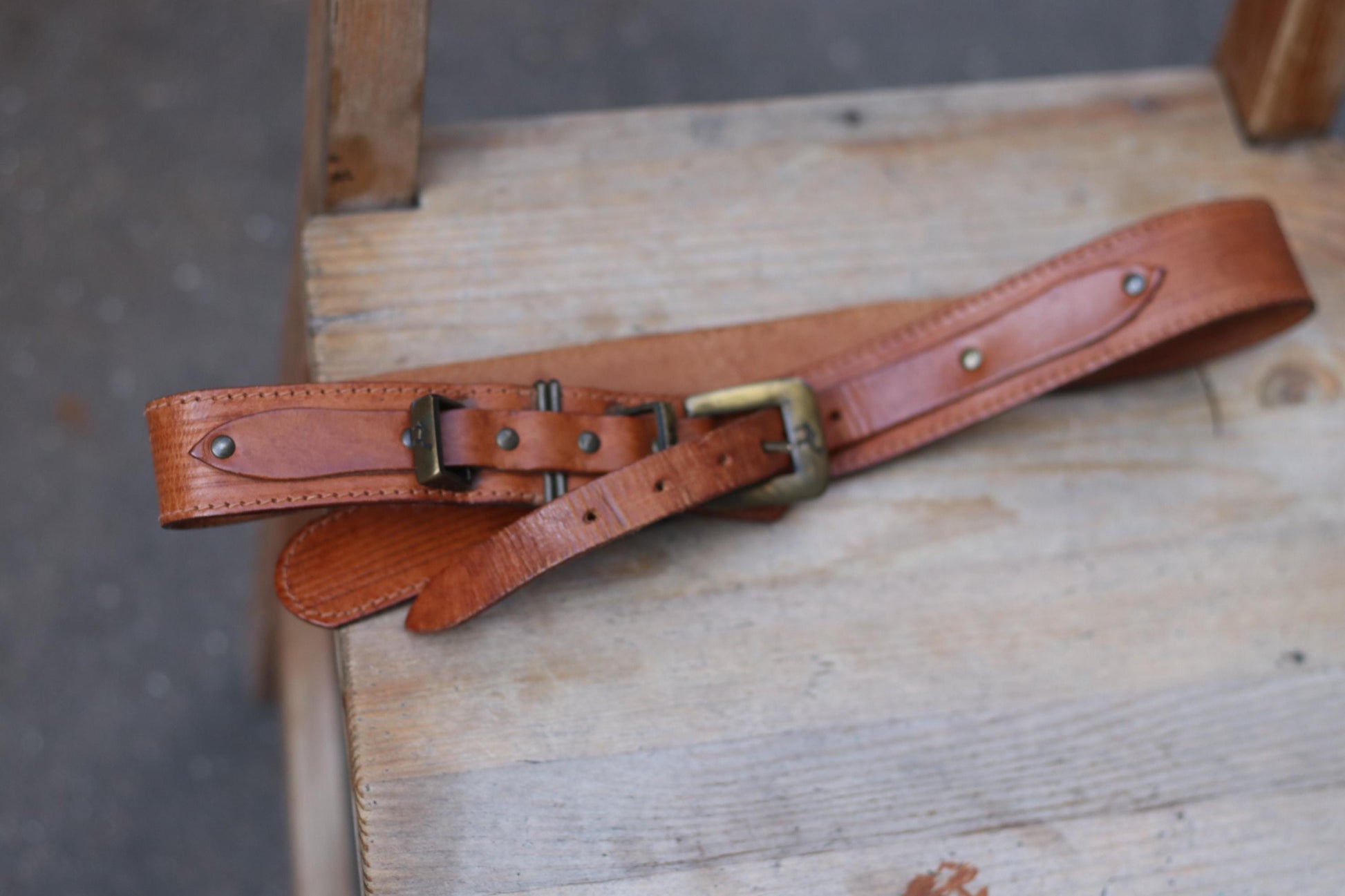 70s Brown Leather Belt| Women's Western Cowgirl Tan Waist Belt Size 80