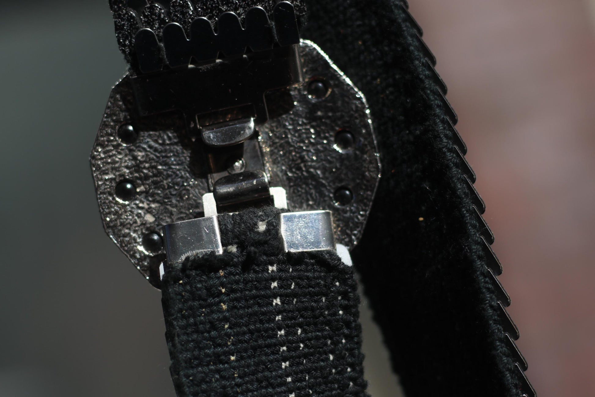 Vintage Metallic 80s Waist Belt with Black Stone Buckle | Statement Reflective Scale Texture | Disco Glam Party Accessory