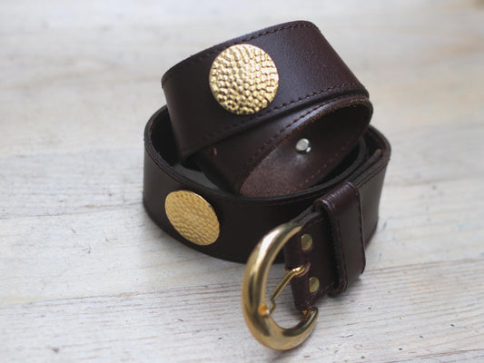 Vintage Western Leather Belt | Wide Brown Cowgirl Belt with Hammered Brass Accents & Gold Buckle | Retro Rodeo Statement Belt