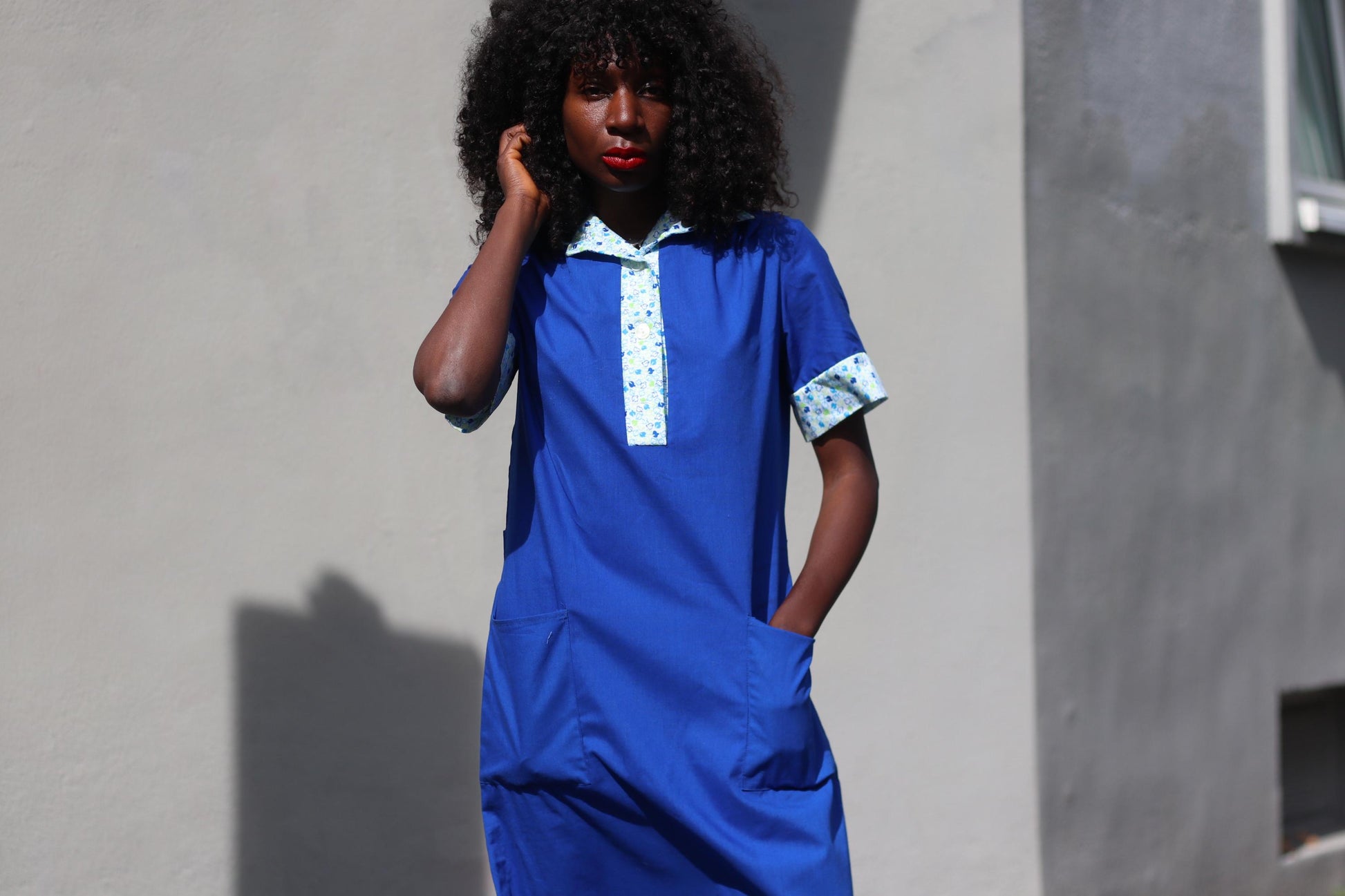 Vintage 70s Blue Mod Dress – White Floral Trim Mini Shift, Tunic Style – Fashion and Fables