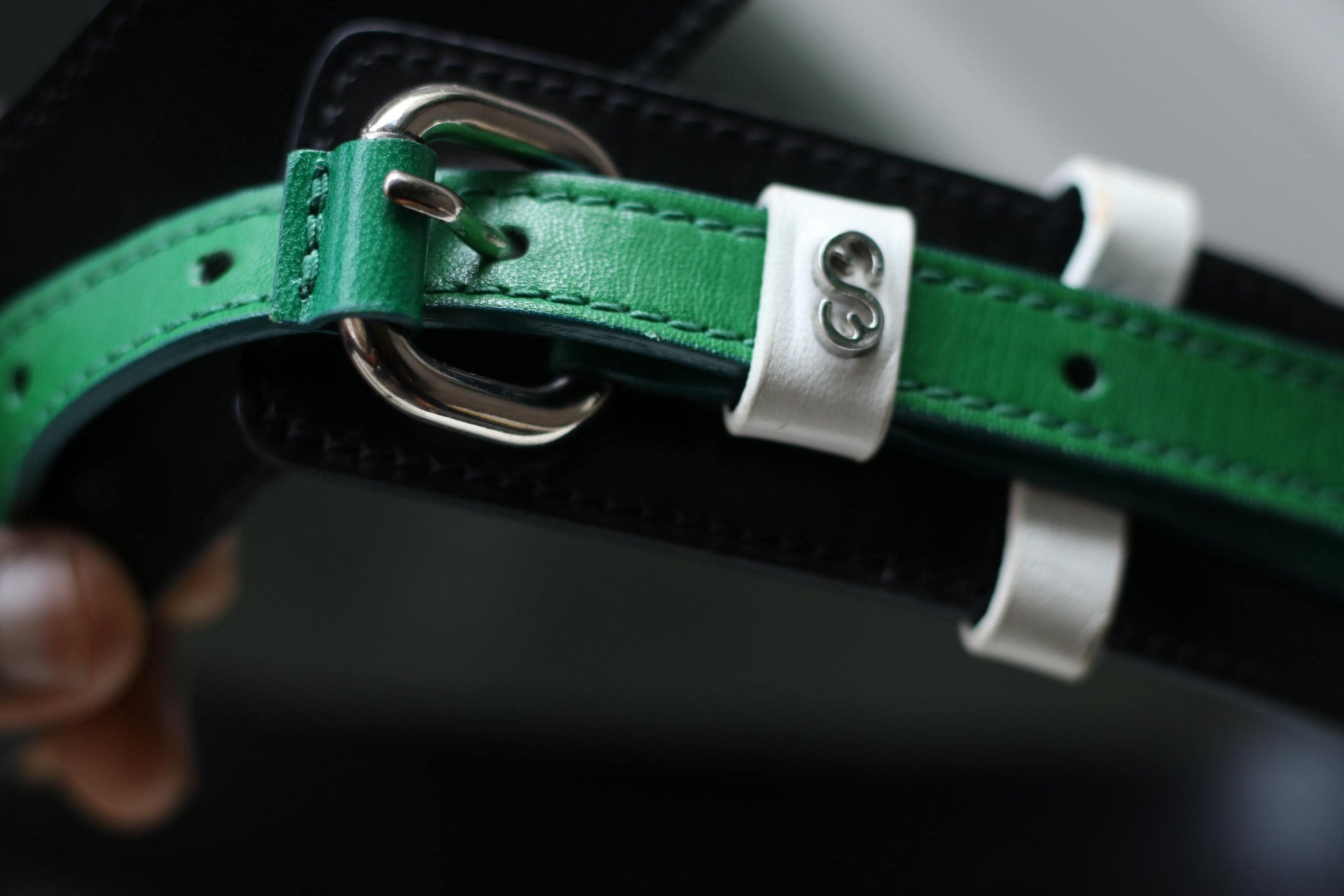 Vintage Escada Sport Reversible Leather Belt – Black & Green D-Ring Buckle – Designer Wide Waist Belt – 90s Statement Belt – Adjustable Eque