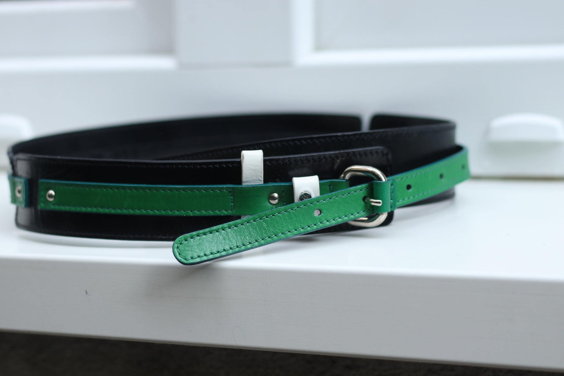Vintage Escada Sport Reversible Leather Belt – Black & Green D-Ring Buckle – Designer Wide Waist Belt – 90s Statement Belt – Adjustable Eque