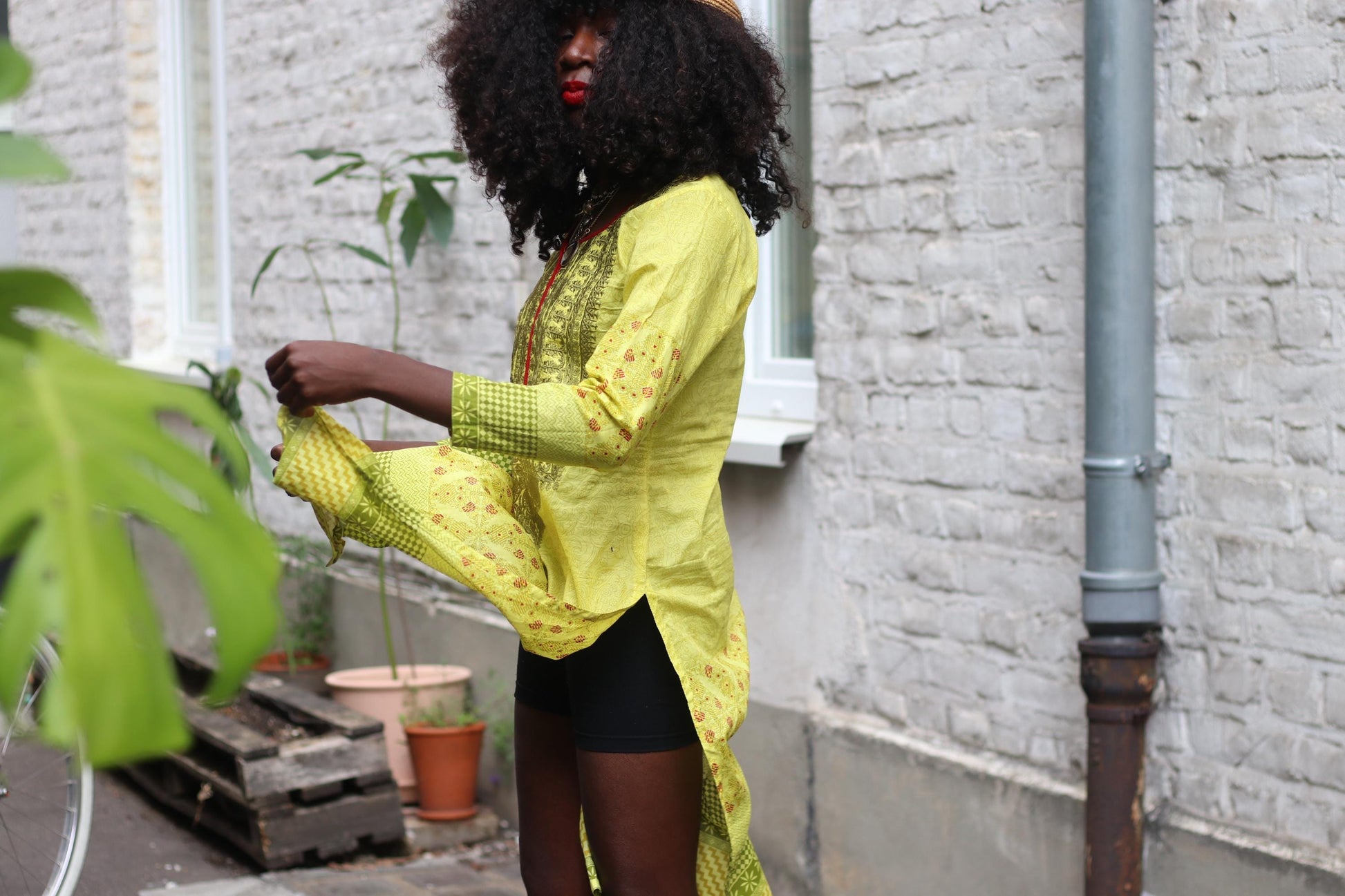 Vintage Yellow Embroidered Tunic Dress – Handmade Boho Long Sleeve Mini – Artisan Folk Festival Style – Lightweight Kaftan