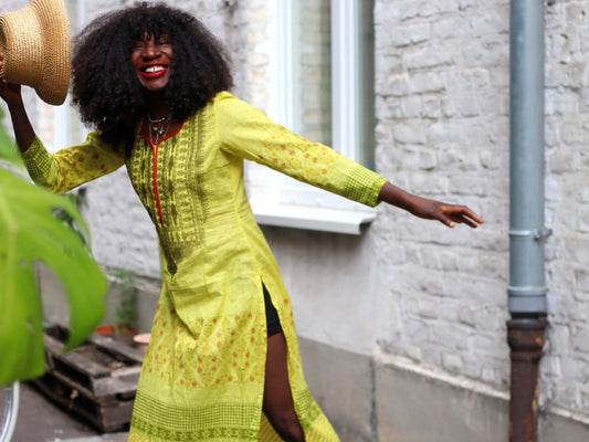 Vintage Yellow Embroidered Tunic Dress – Handmade Boho Long Sleeve Mini – Artisan Folk Festival Style – Lightweight Kaftan