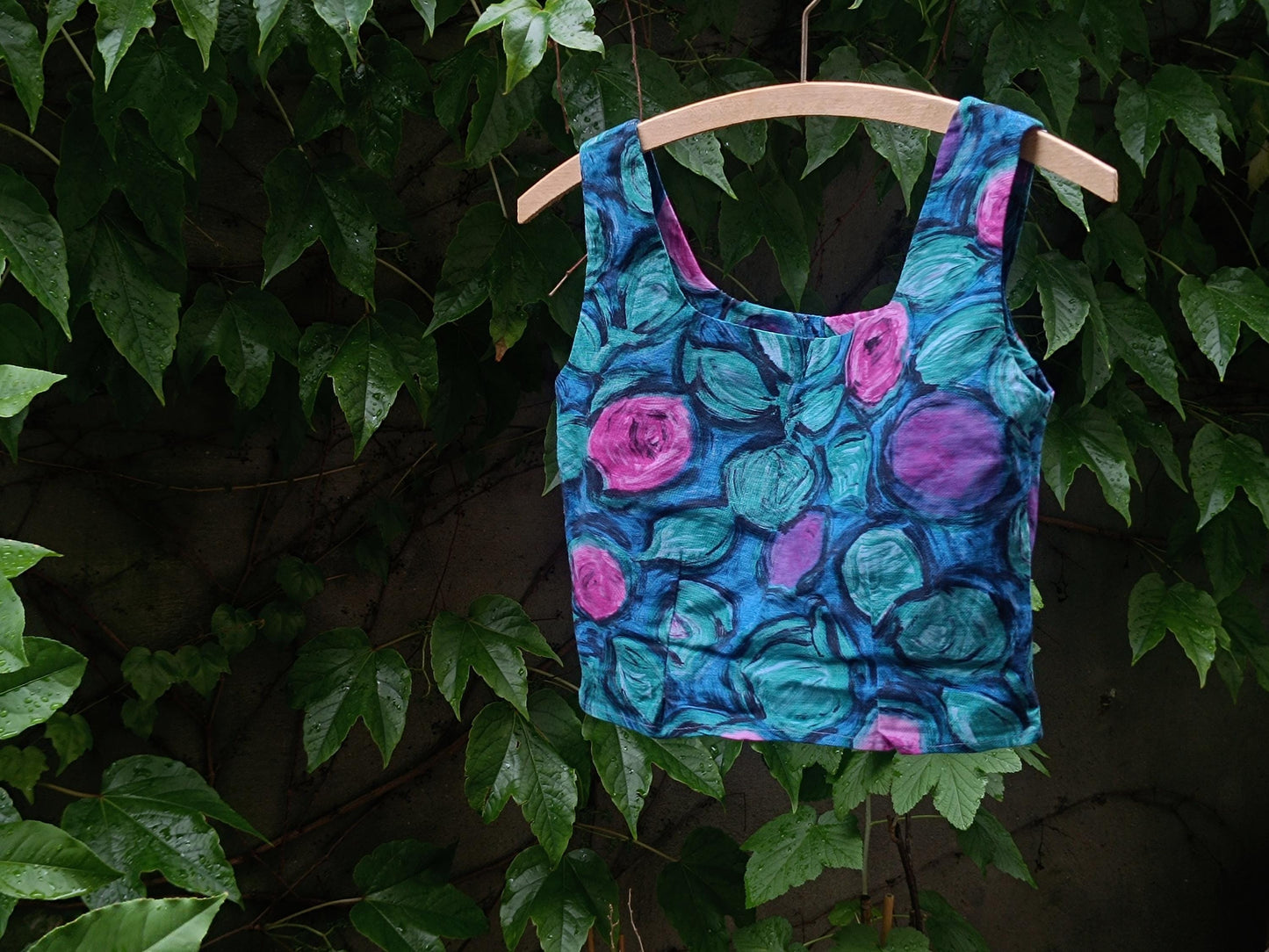 80s Floral Cropped Top: Handmade Vintage Sleeveless Blouse