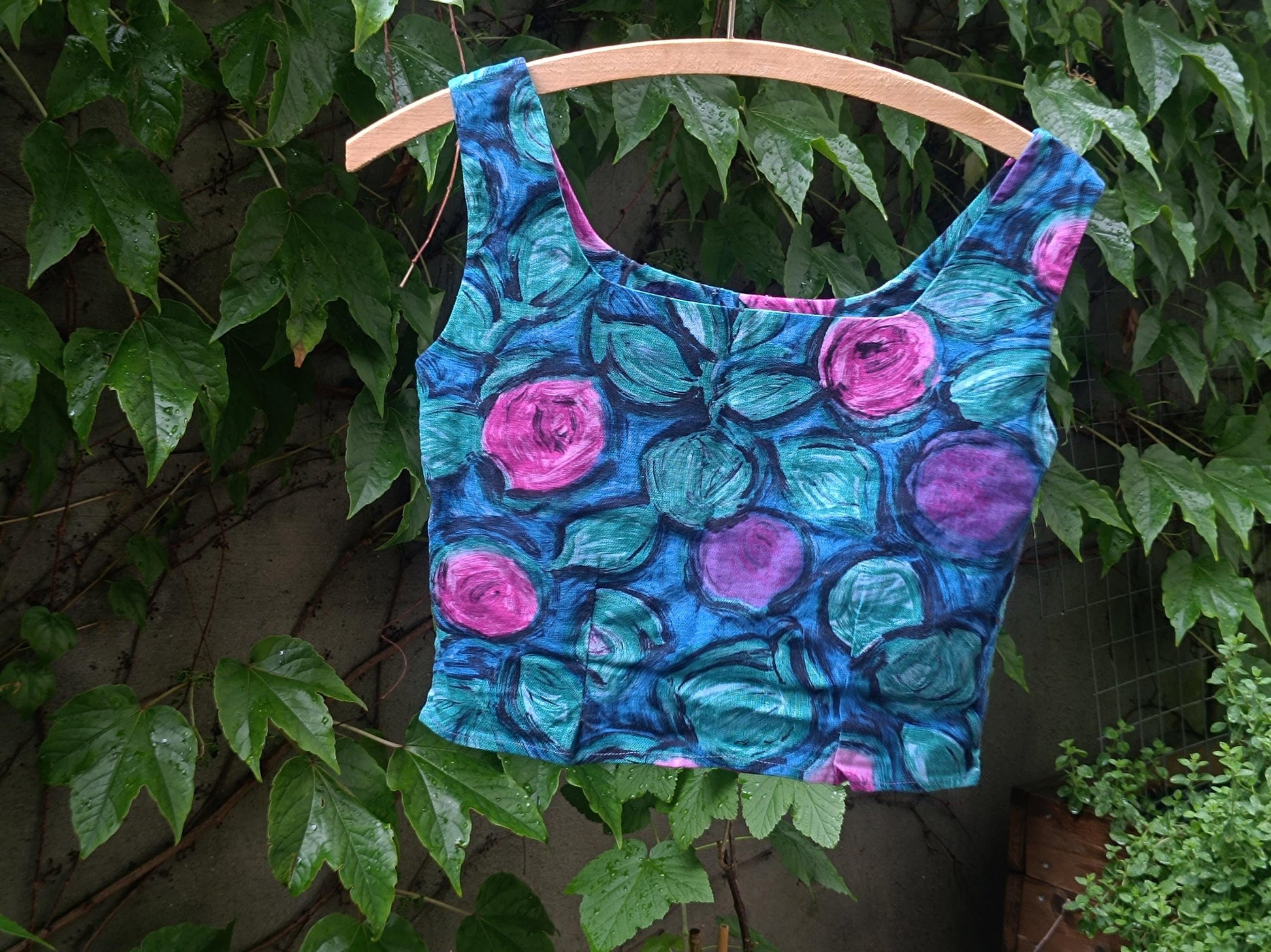 80s Floral Cropped Top: Handmade Vintage Sleeveless Blouse