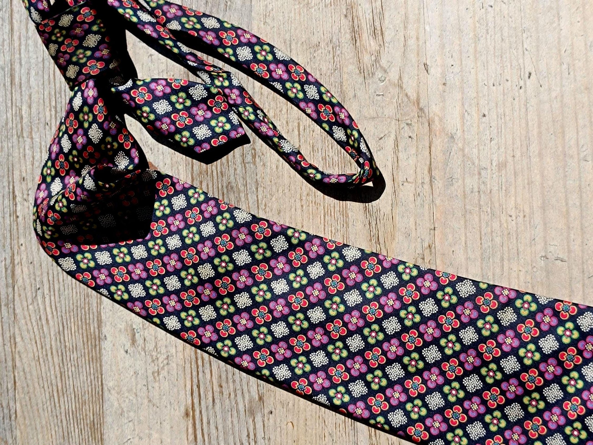 Vintage Silk Floral Tie for Men | Colorful Designer Necktie | Pure Silk Patterned Retro Accessory | Gift for Him | Statement Tie