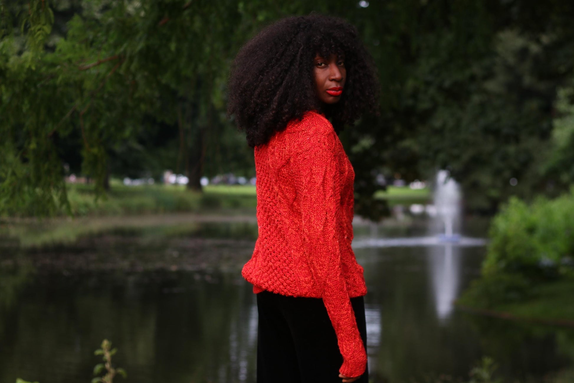90s Vintage Silk Blend Cable Knit Sweater - Minimalist Winter Jumper