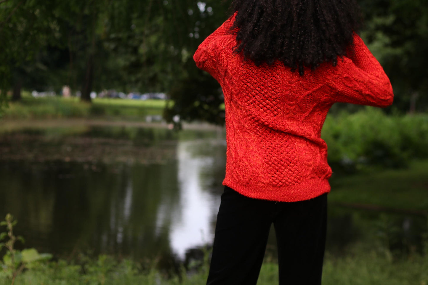 90s Vintage Silk Blend Cable Knit Sweater - Minimalist Winter Jumper