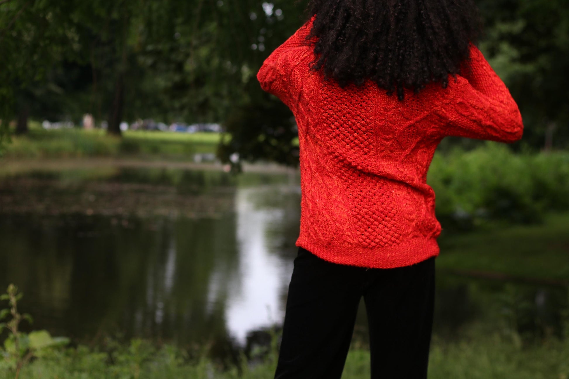90s Vintage Silk Blend Cable Knit Sweater - Minimalist Winter Jumper