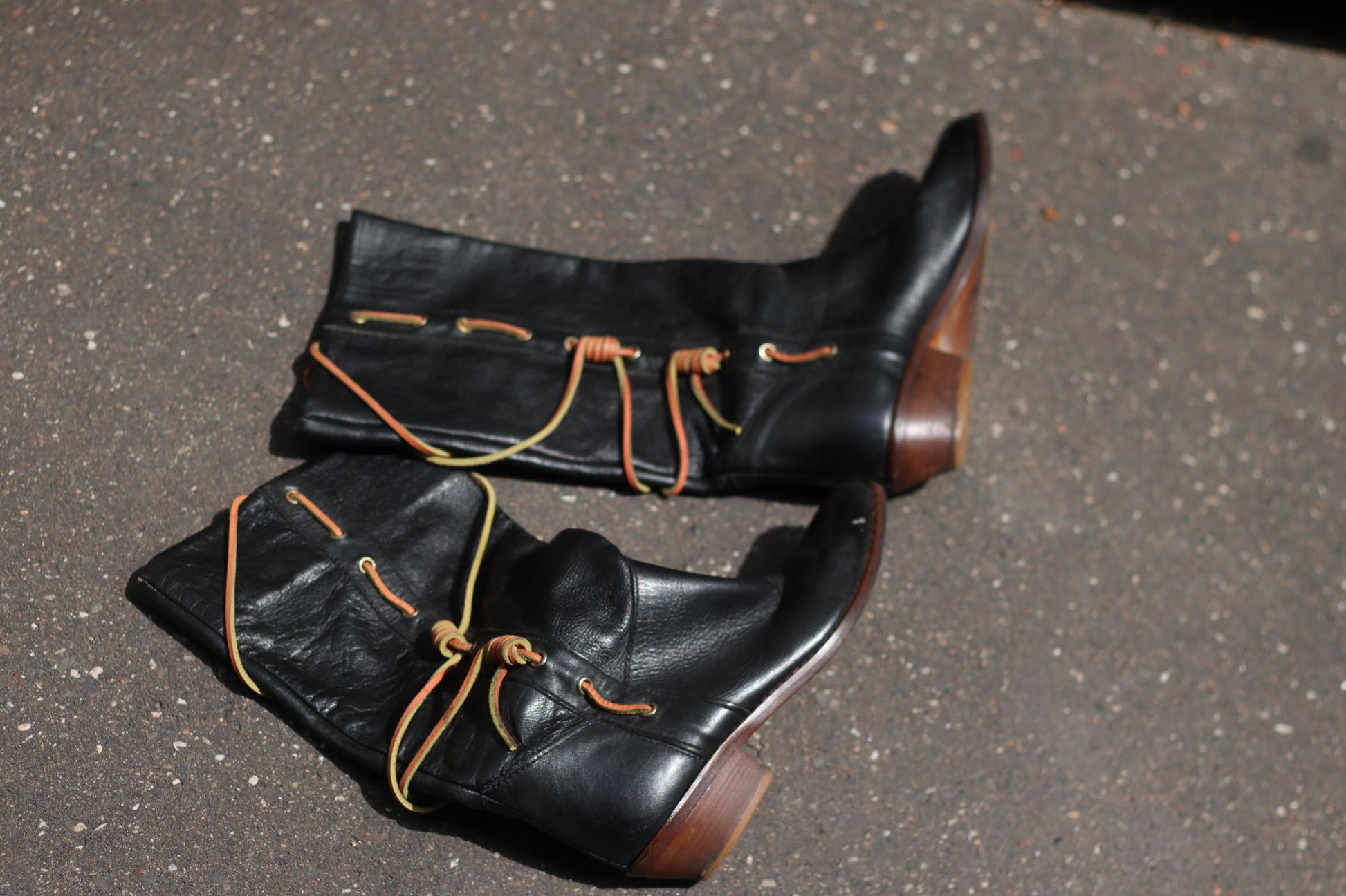 Vintage Black Leather Riding Boots: 70s Italian-Made Lace-Up EU 36