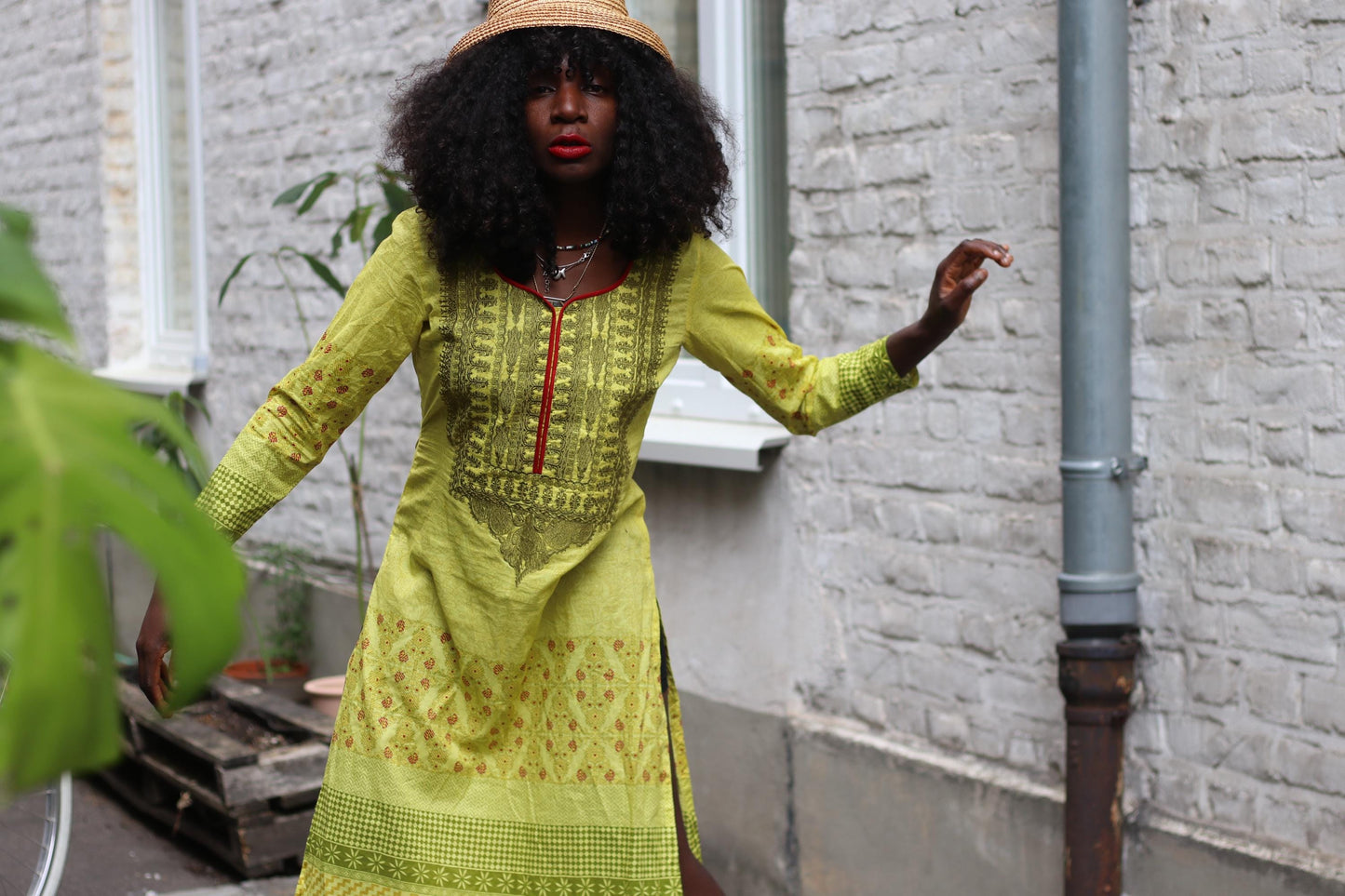 Vintage Yellow Embroidered Tunic Dress – Handmade Boho Long Sleeve Mini – Artisan Folk Festival Style – Lightweight Kaftan