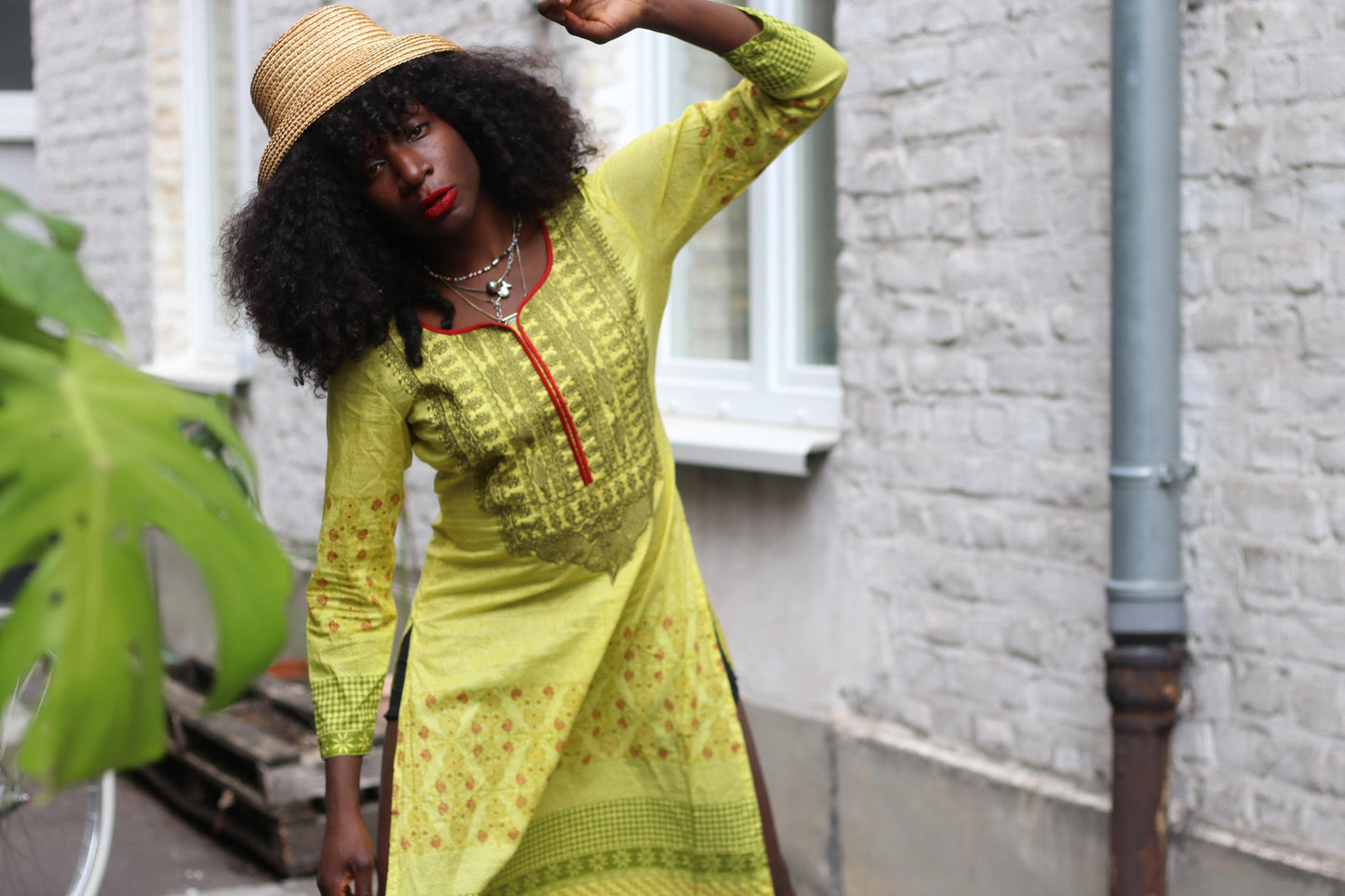Vintage Yellow Embroidered Tunic Dress – Handmade Boho Long Sleeve Mini – Artisan Folk Festival Style – Lightweight Kaftan