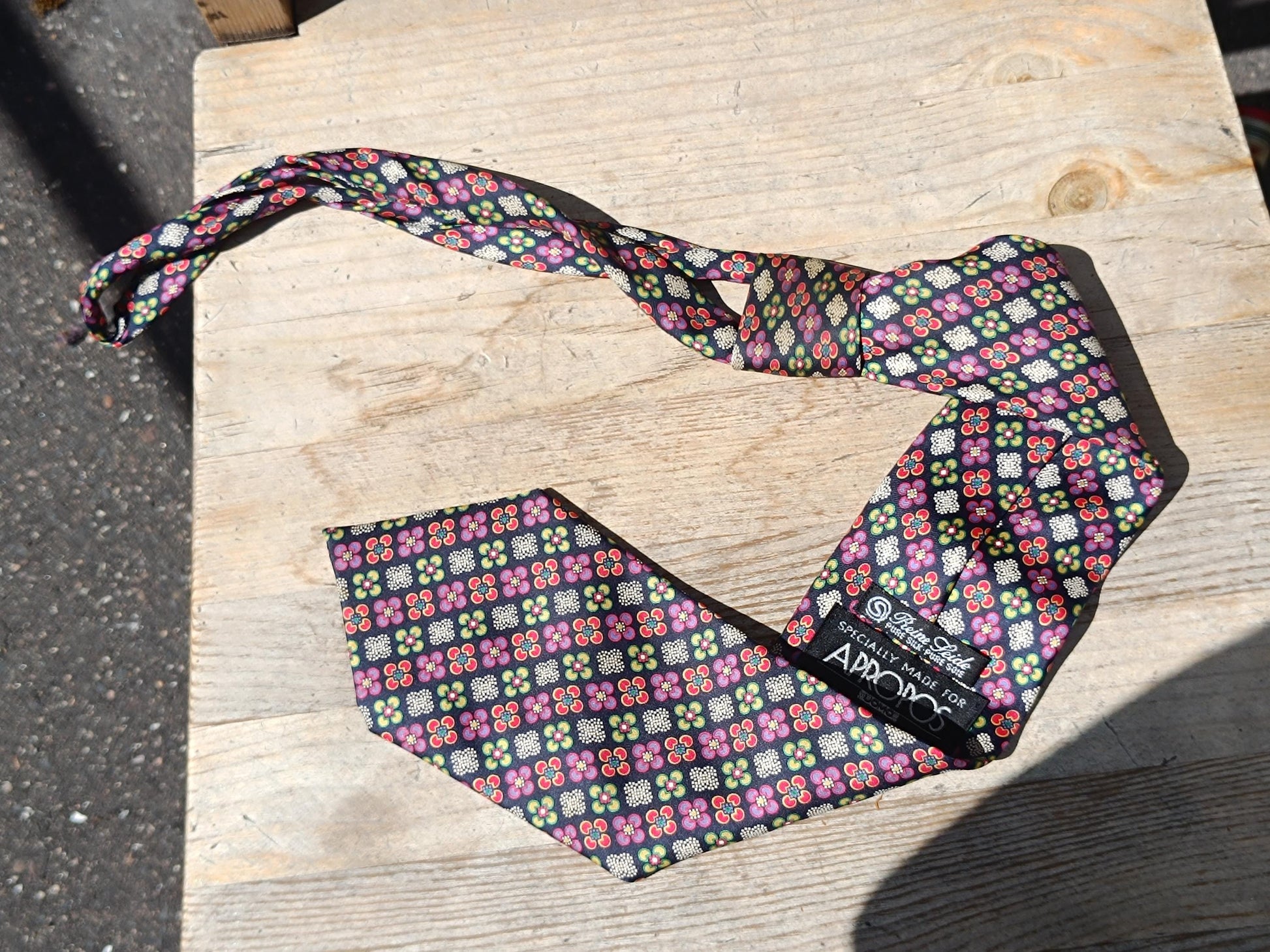 Vintage Silk Floral Tie for Men | Colorful Designer Necktie | Pure Silk Patterned Retro Accessory | Gift for Him | Statement Tie