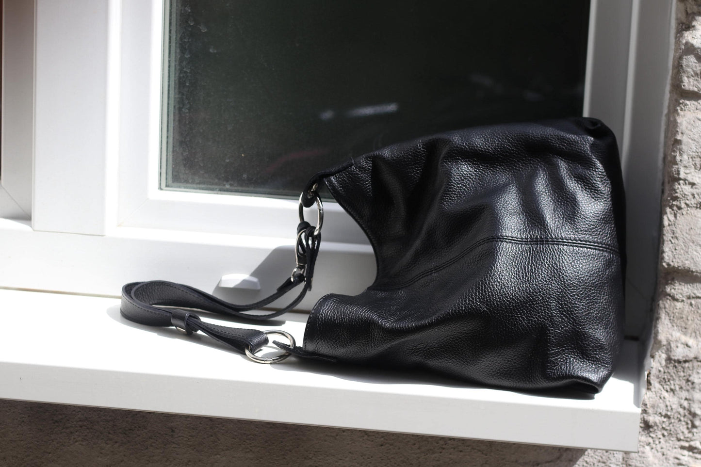 Vintage Black Leather Hobo Bag | Soft Italian Shoulder Purse | 90s Slouchy Minimalist Everyday Handbag
