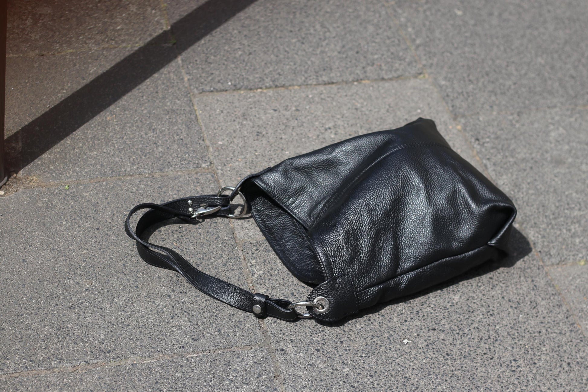 Vintage Black Leather Hobo Bag | Soft Italian Shoulder Purse | 90s Slouchy Minimalist Everyday Handbag