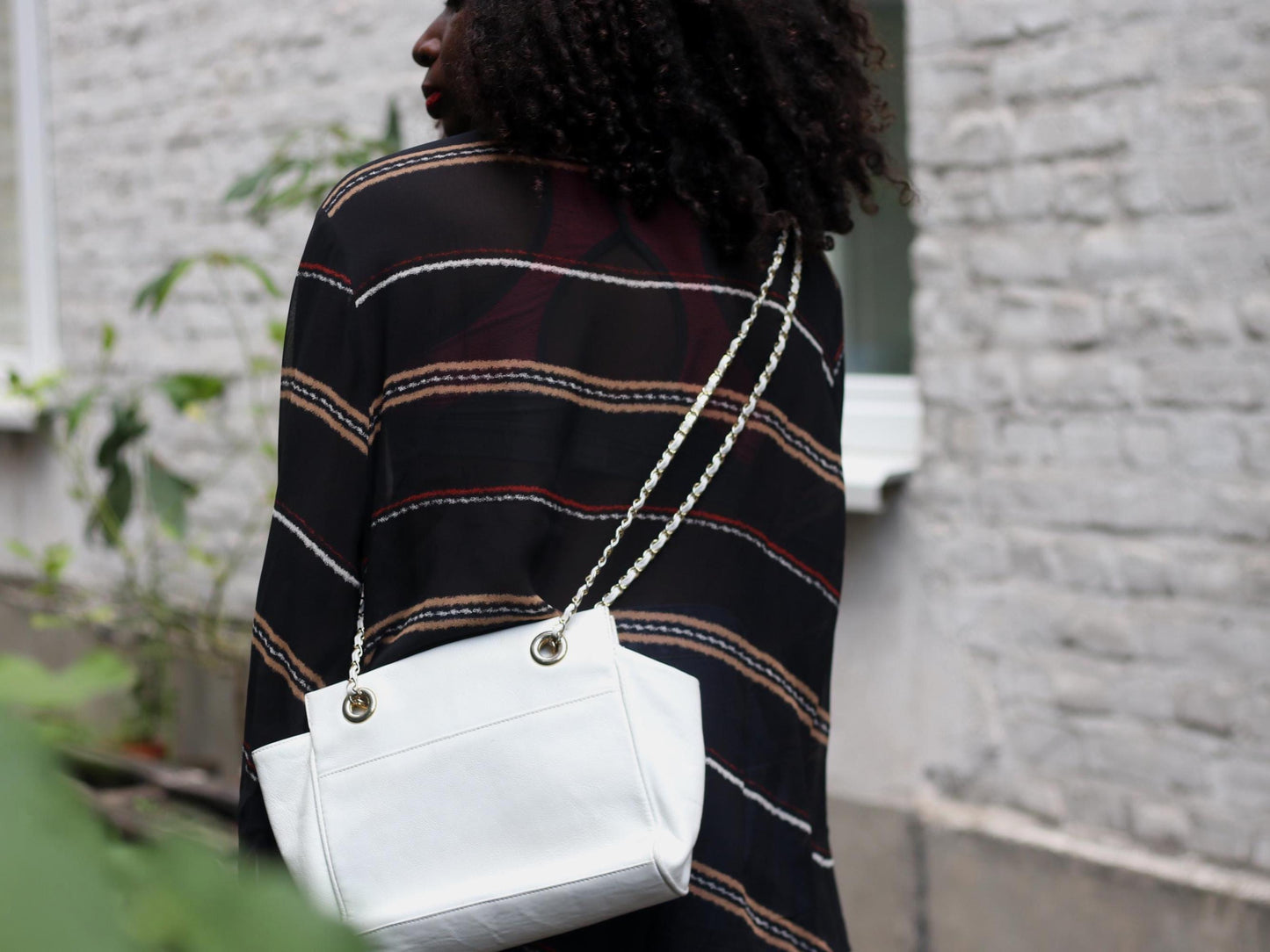 90s White Leather Bag| Vintage Chic Handbag With Chain Strap| Minimalist Shoulderbag