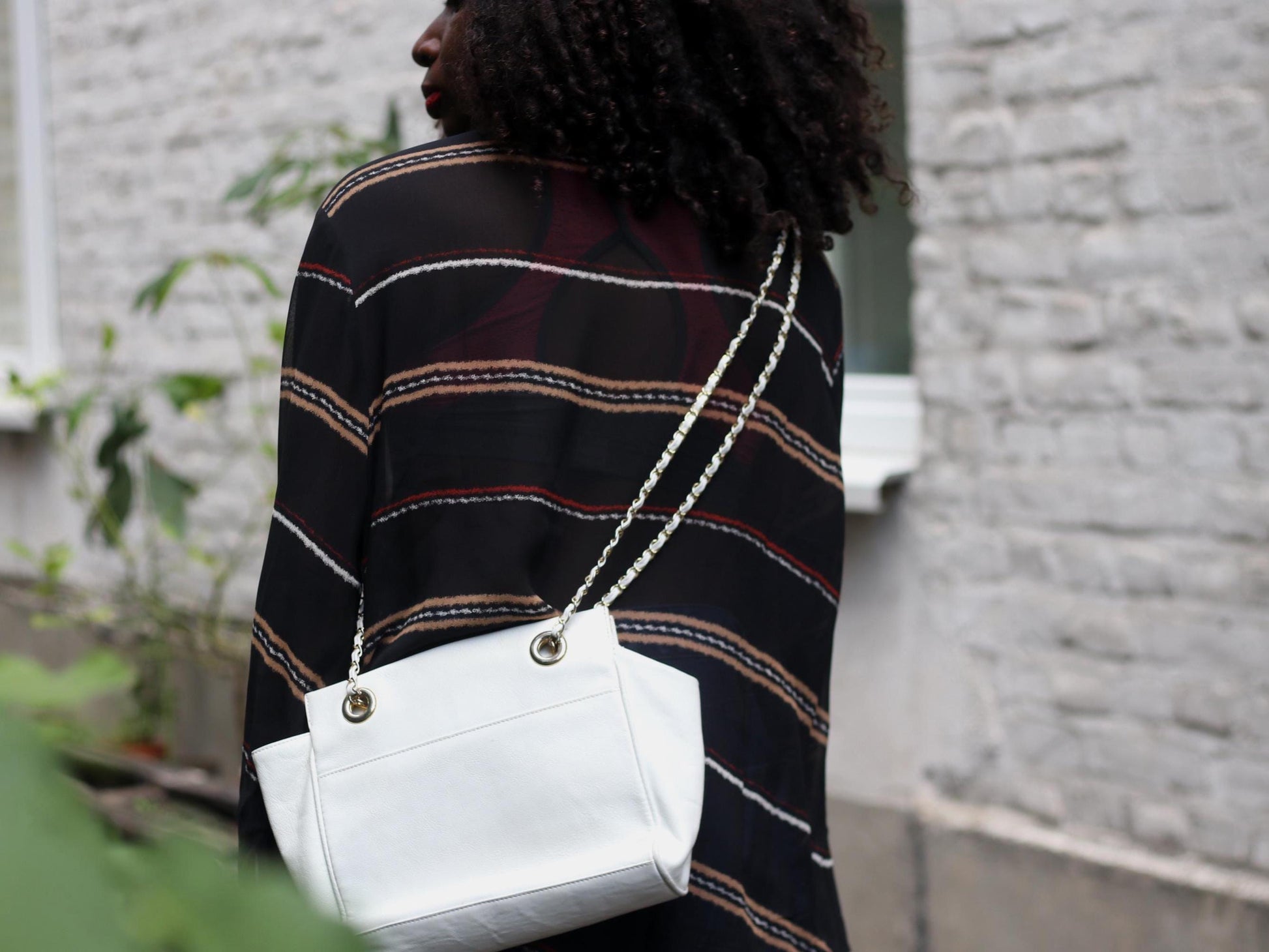 90s White Leather Bag| Vintage Chic Handbag With Chain Strap| Minimalist Shoulderbag