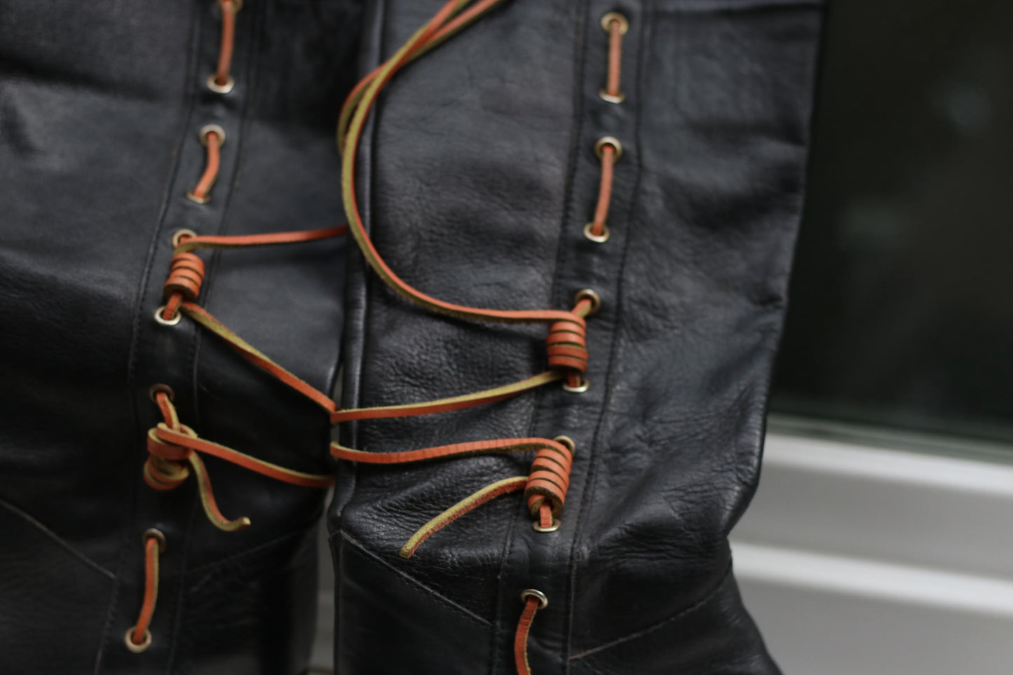 Vintage Black Leather Riding Boots: 70s Italian-Made Lace-Up EU 36