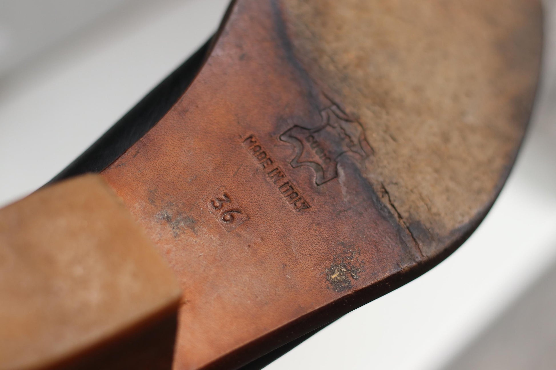 Vintage Black Leather Riding Boots: 70s Italian-Made Lace-Up EU 36