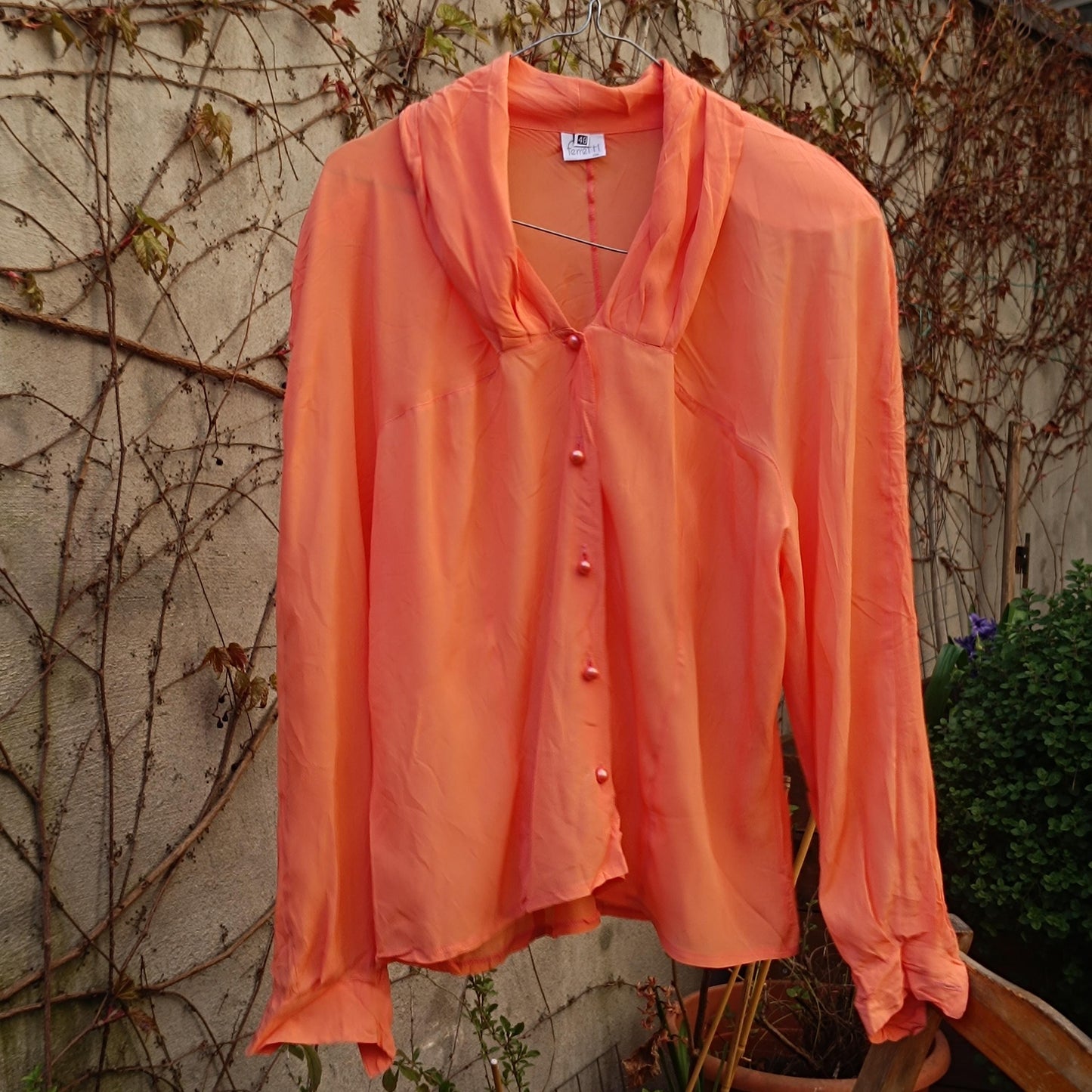 Vintage Peach Silk Blend Blouse: 80s Retro Button-Up Top