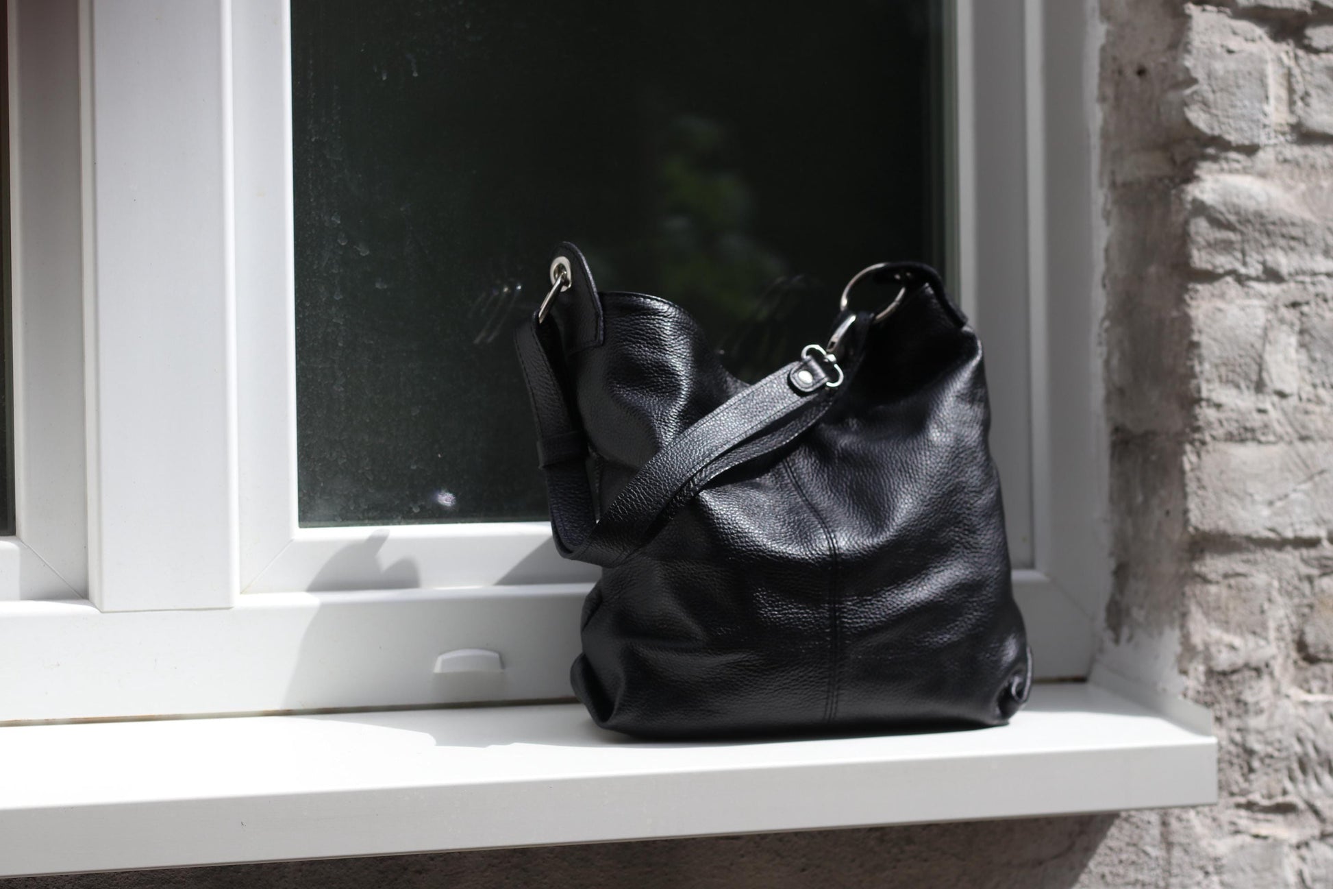 Vintage Black Leather Hobo Bag | Soft Italian Shoulder Purse | 90s Slouchy Minimalist Everyday Handbag