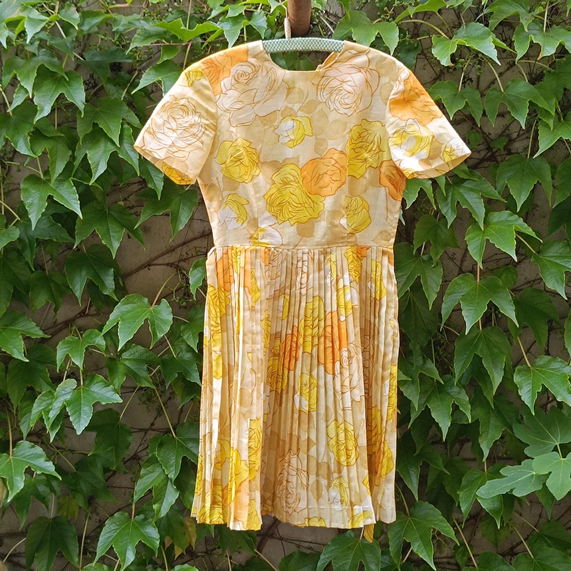 70s Floral Pleated Midi Dress: Vintage Yellow Orange Print Cottagecore