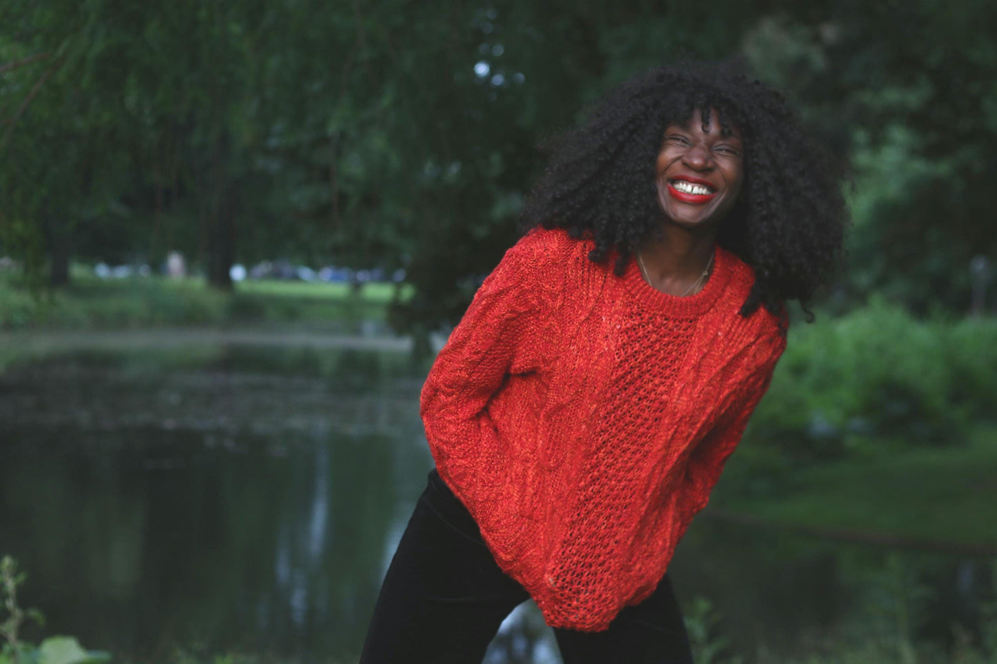 90s Vintage Silk Blend Cable Knit Sweater - Minimalist Winter Jumper