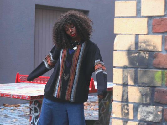 Vintage 90s Wool Knit Sweater: Oversized Heart Motif Jumper