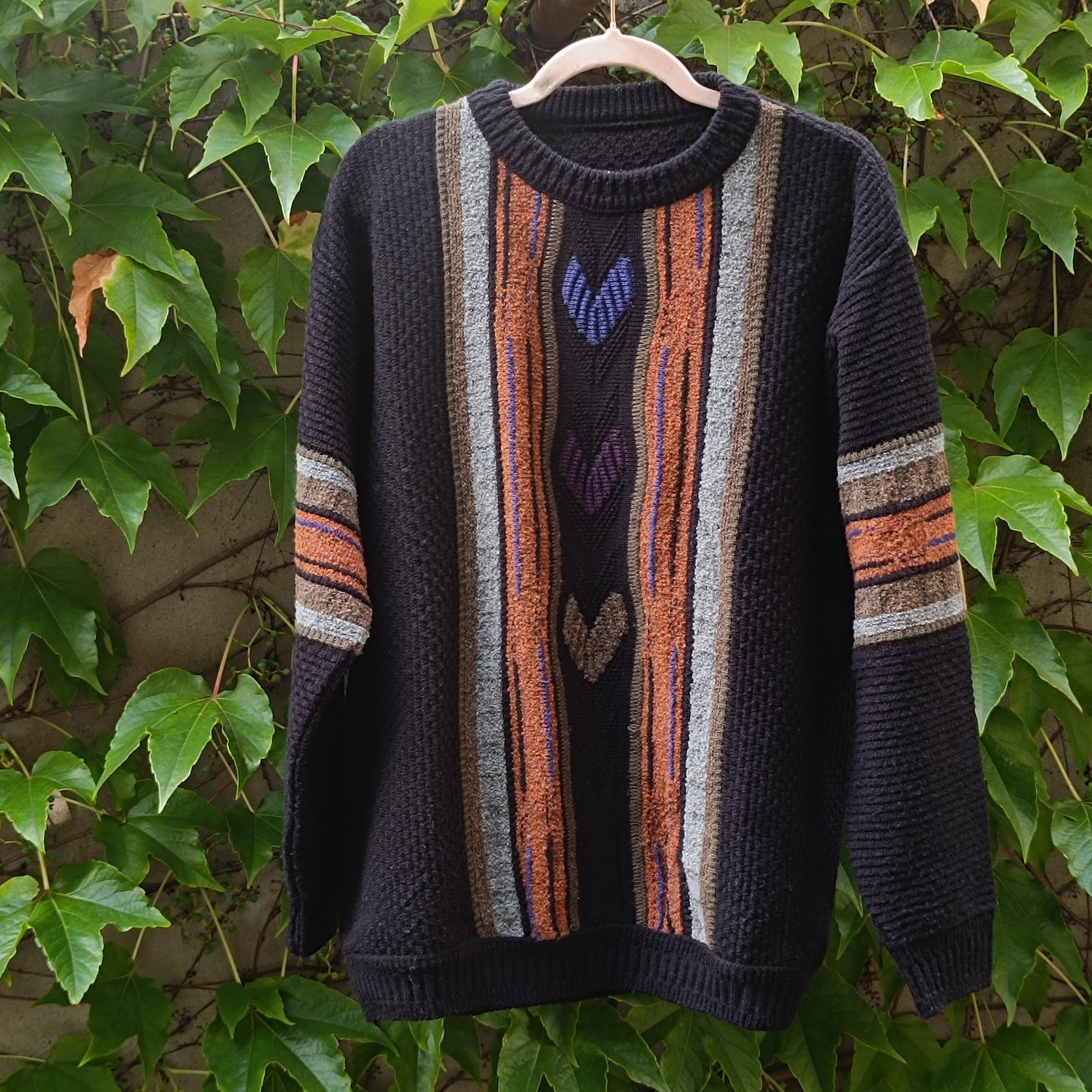 Vintage 90s Wool Knit Sweater: Oversized Heart Motif Jumper