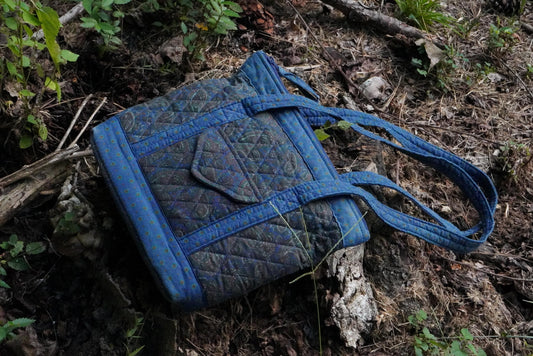 Vintage Blue Quilted Paisley Shoulder Bag – Retro Fabric Tote