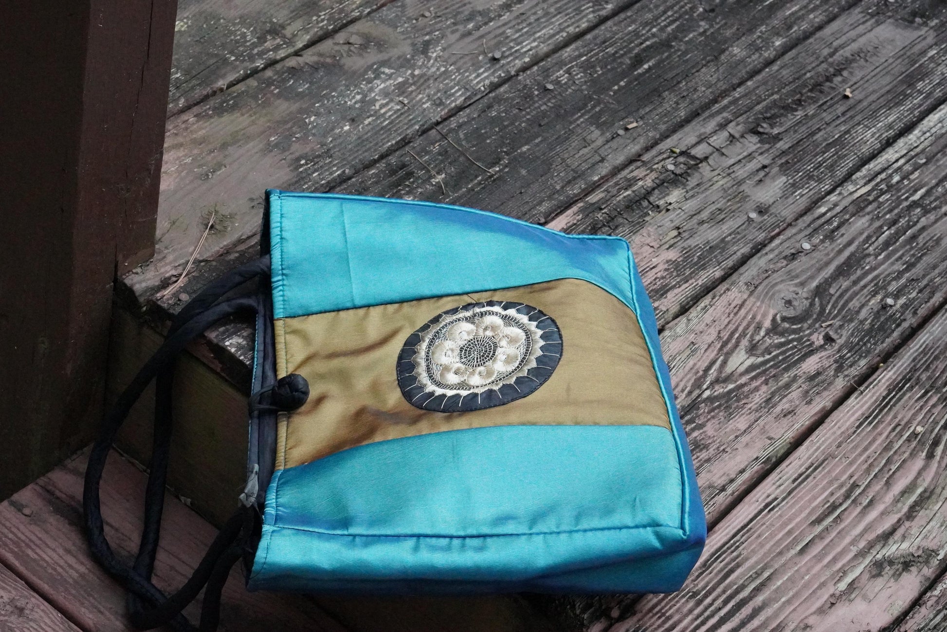 Vintage Thai Blue Gold Embroidered Shoulder Bag Zipper Tote Handbag
