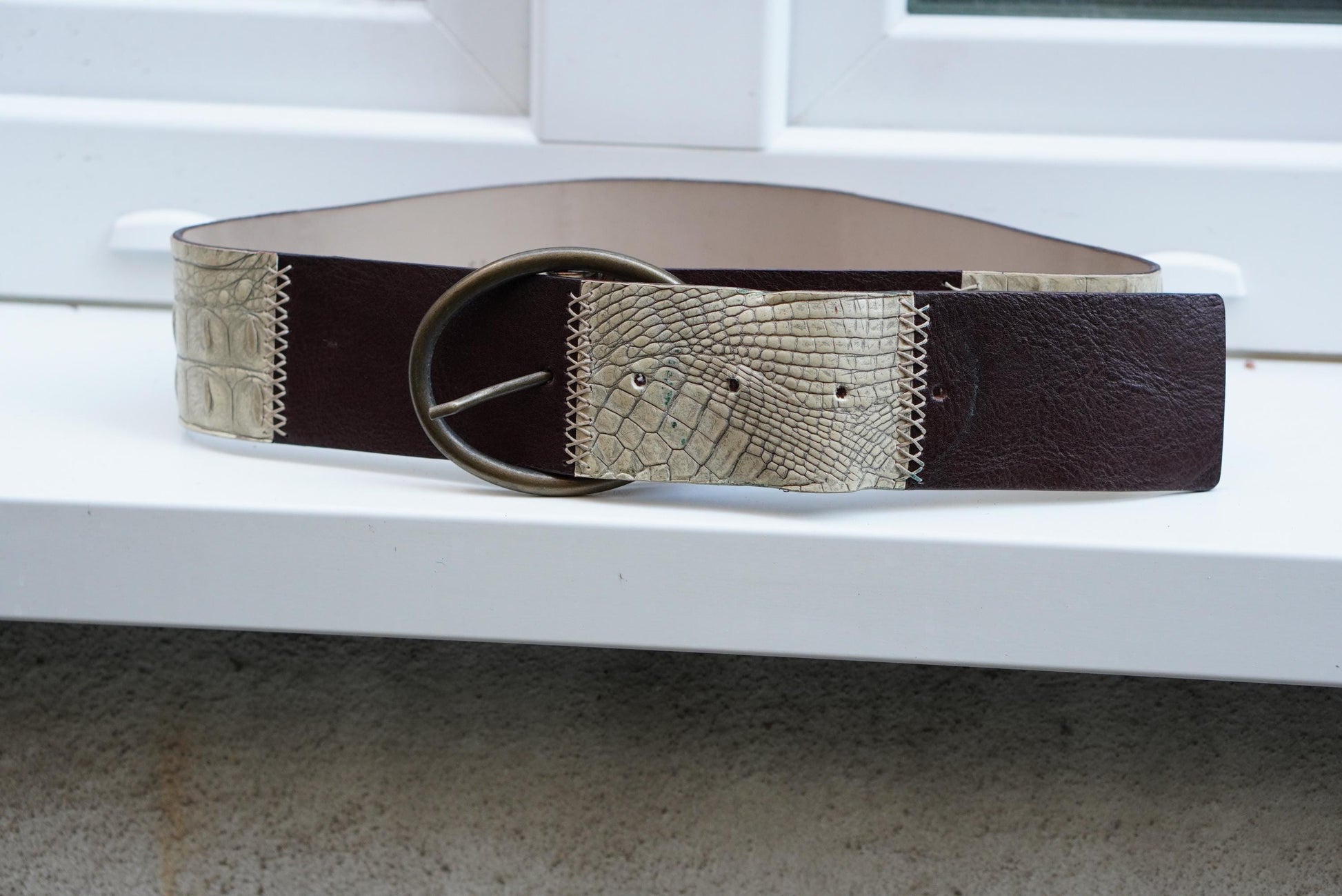 Vintage Croc Embossed Brown Leather Belt: Handmade Italian Brass Buckle