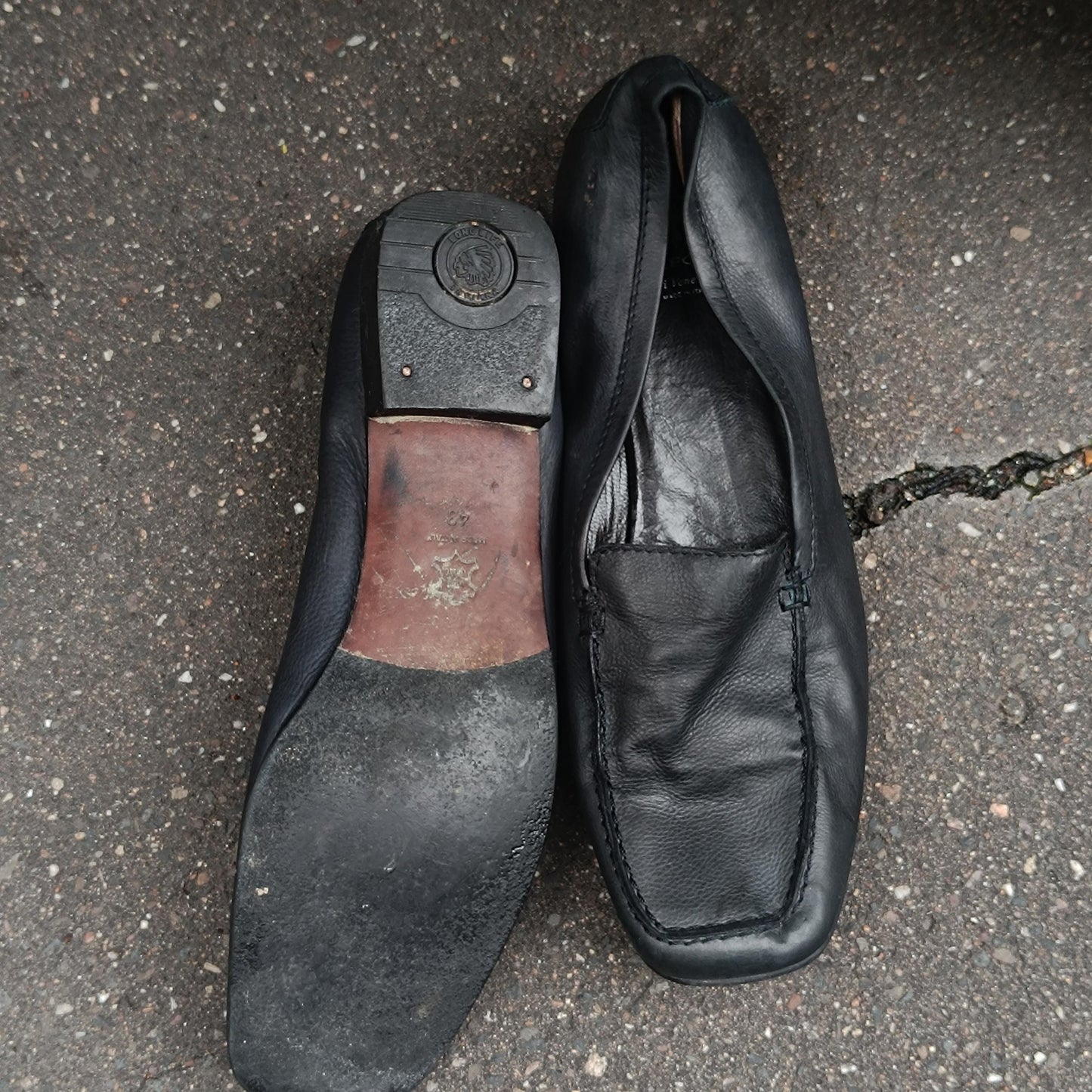 Vintage Italian Leather Loafers: Grifone di Venezia Black Moccasins EU 43
