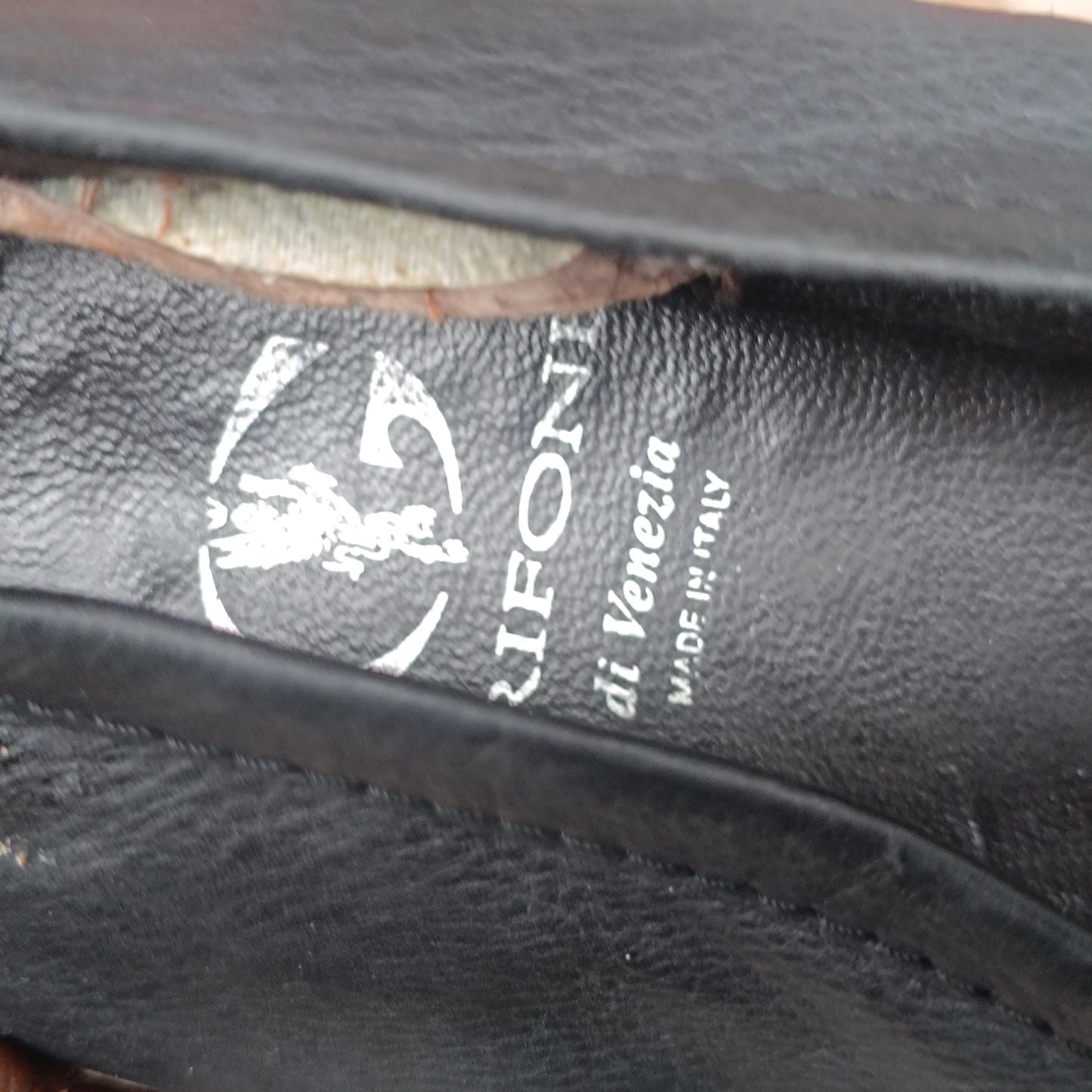 Vintage Italian Leather Loafers: Grifone di Venezia Black Moccasins EU 43